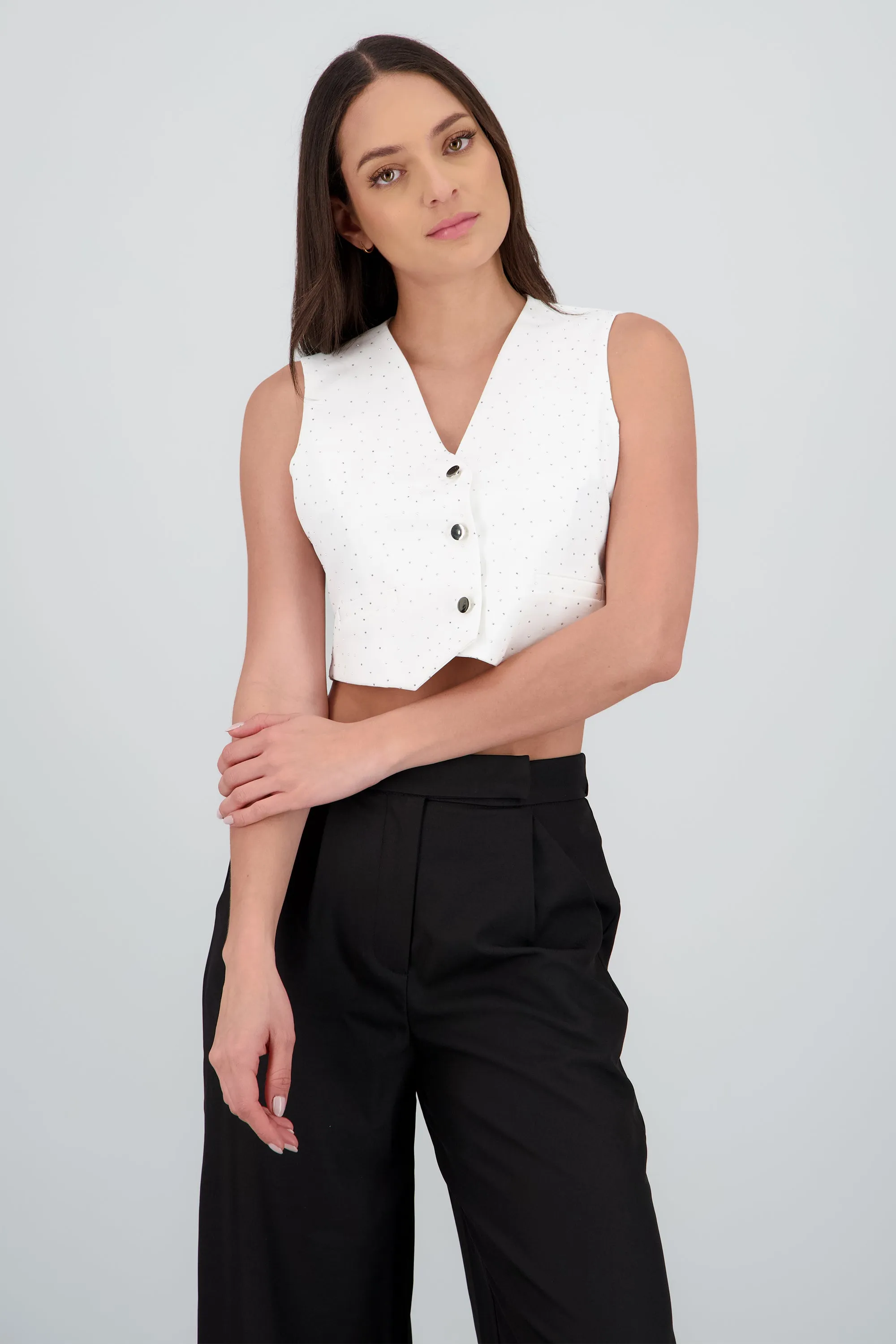 Chaleco corto escote v con brillos sold by Shasa product image thumbnail 2