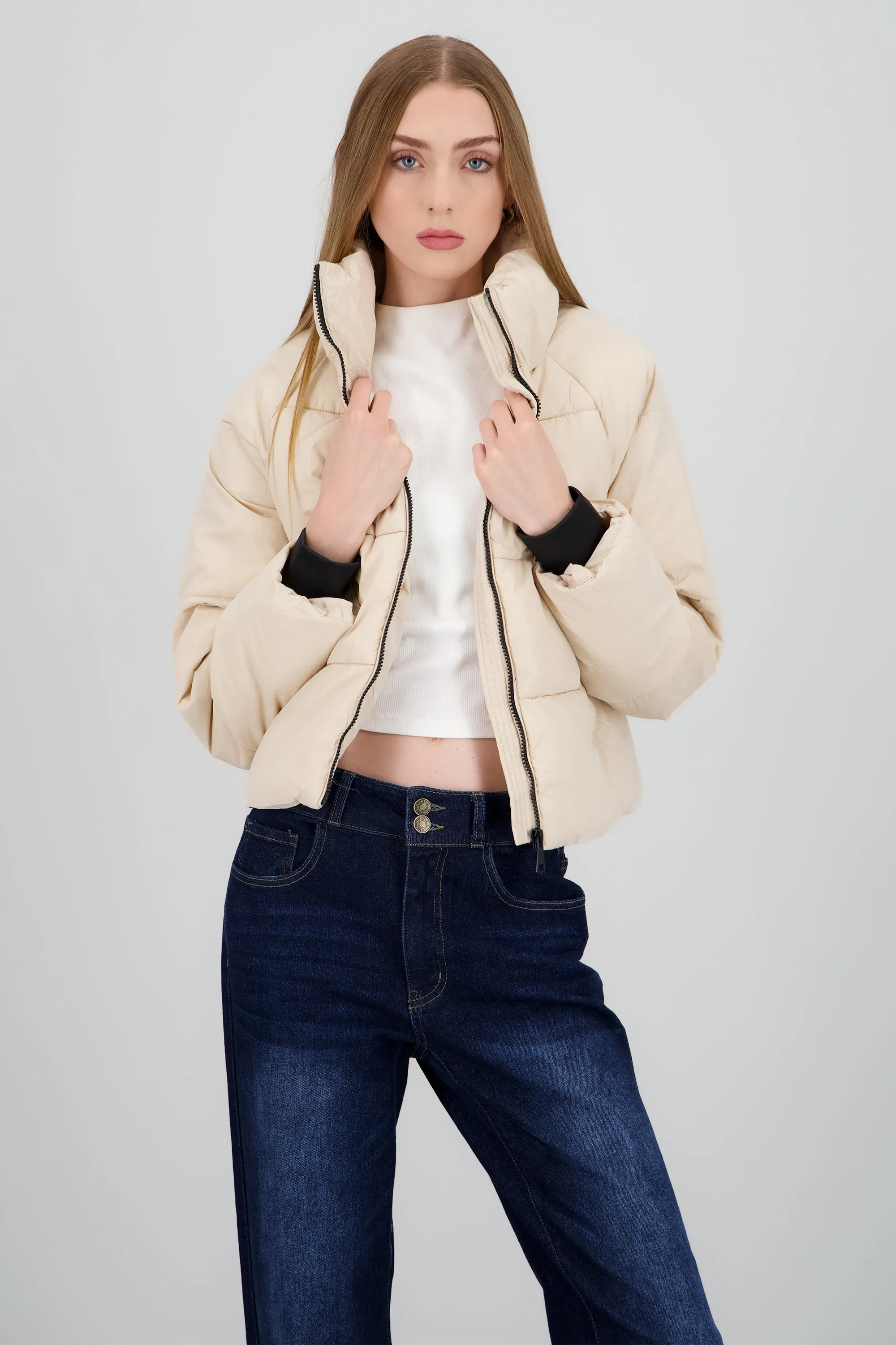 Chamarra capitonada corta sold by Shasa