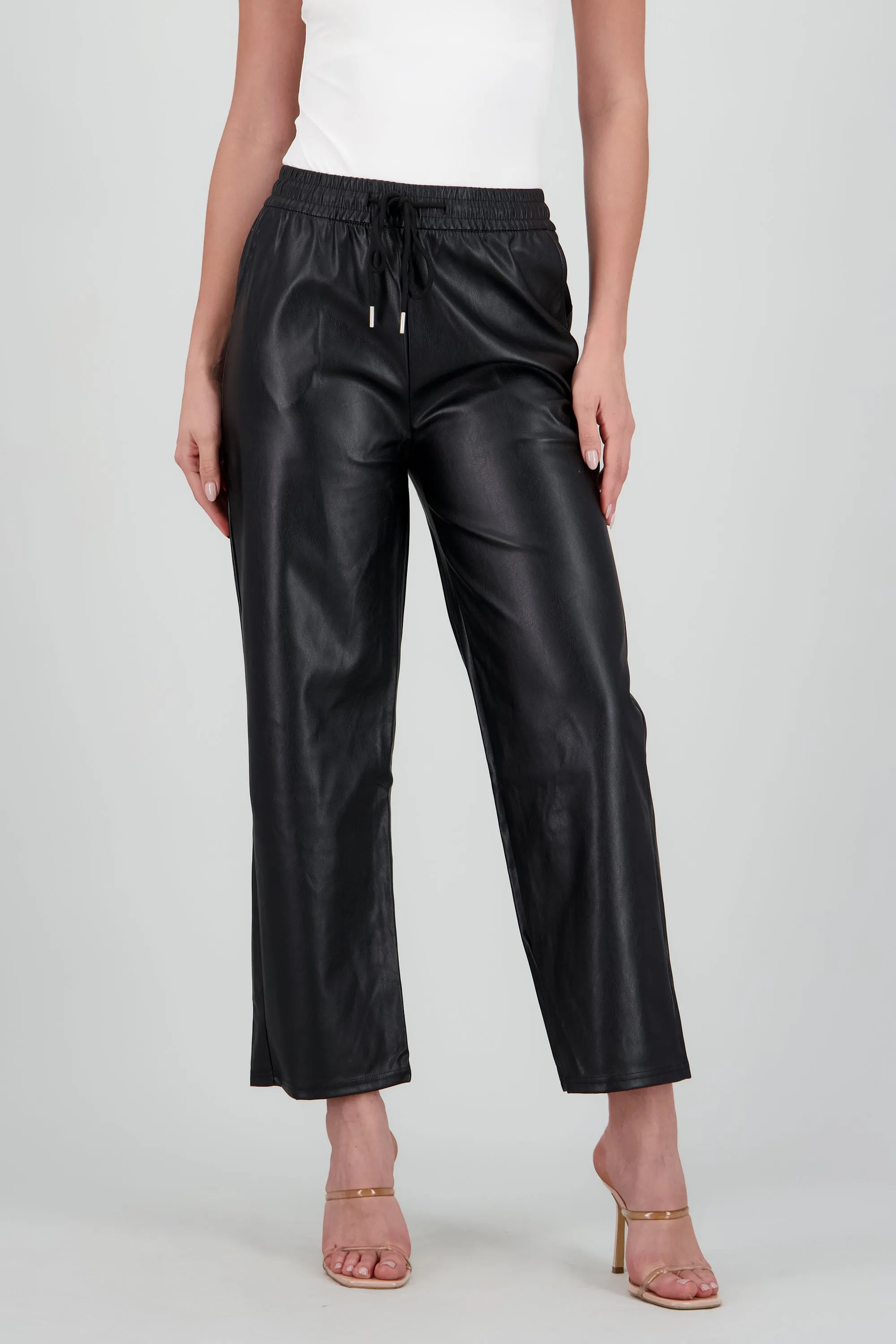 Pantalones de Pu corte recto sold by Shasa product image thumbnail 2