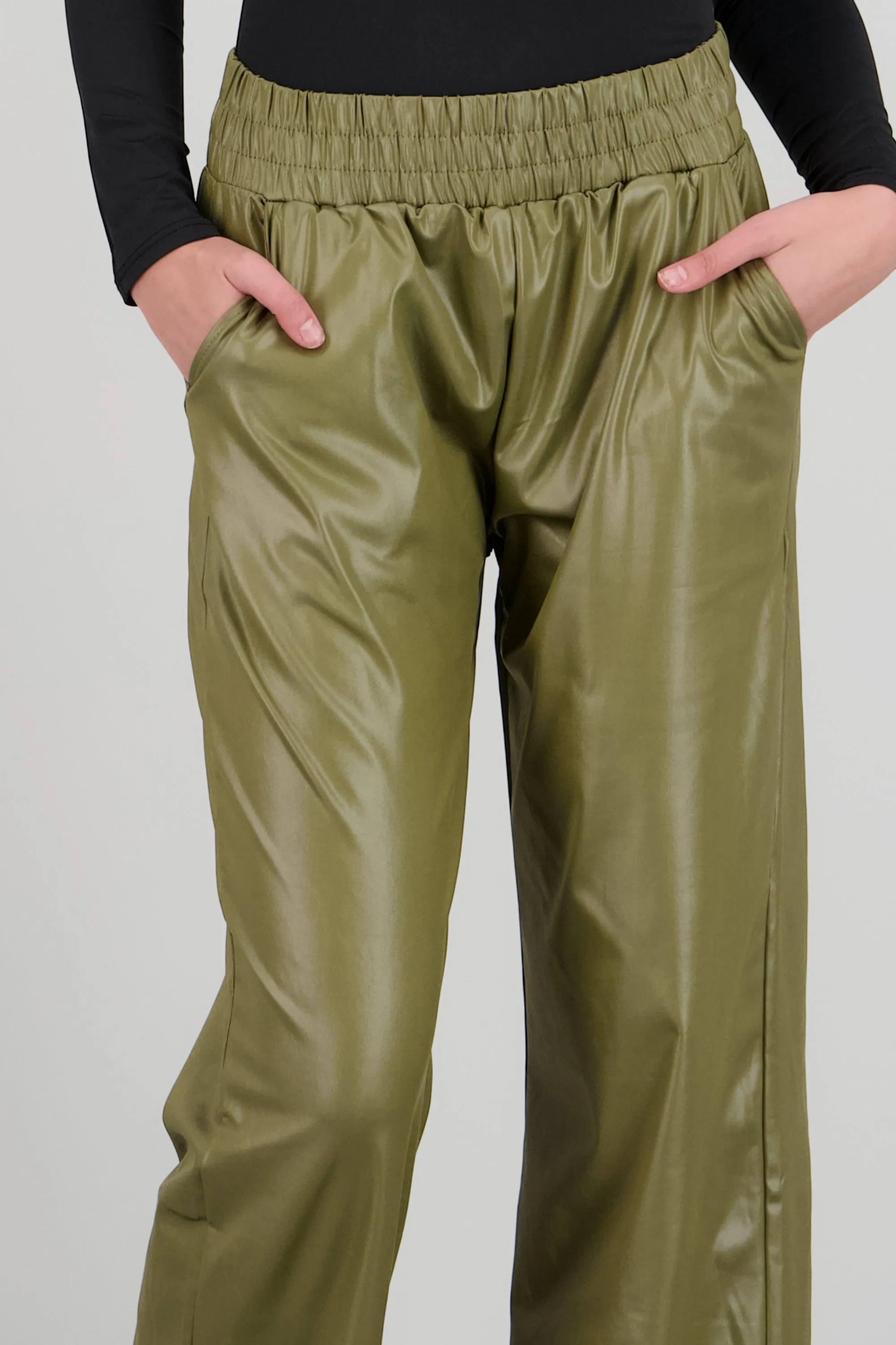 Pantalones efecto piel sold by Shasa product image thumbnail 5