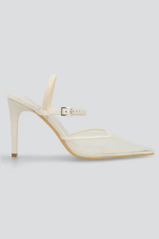 Tacon pointy alto red sold by Shasa