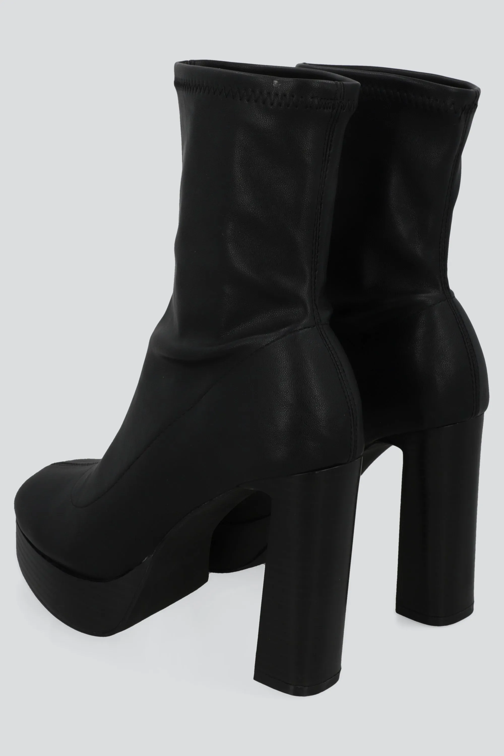 Botin plataforma calcetin sold by Shasa product image thumbnail 3