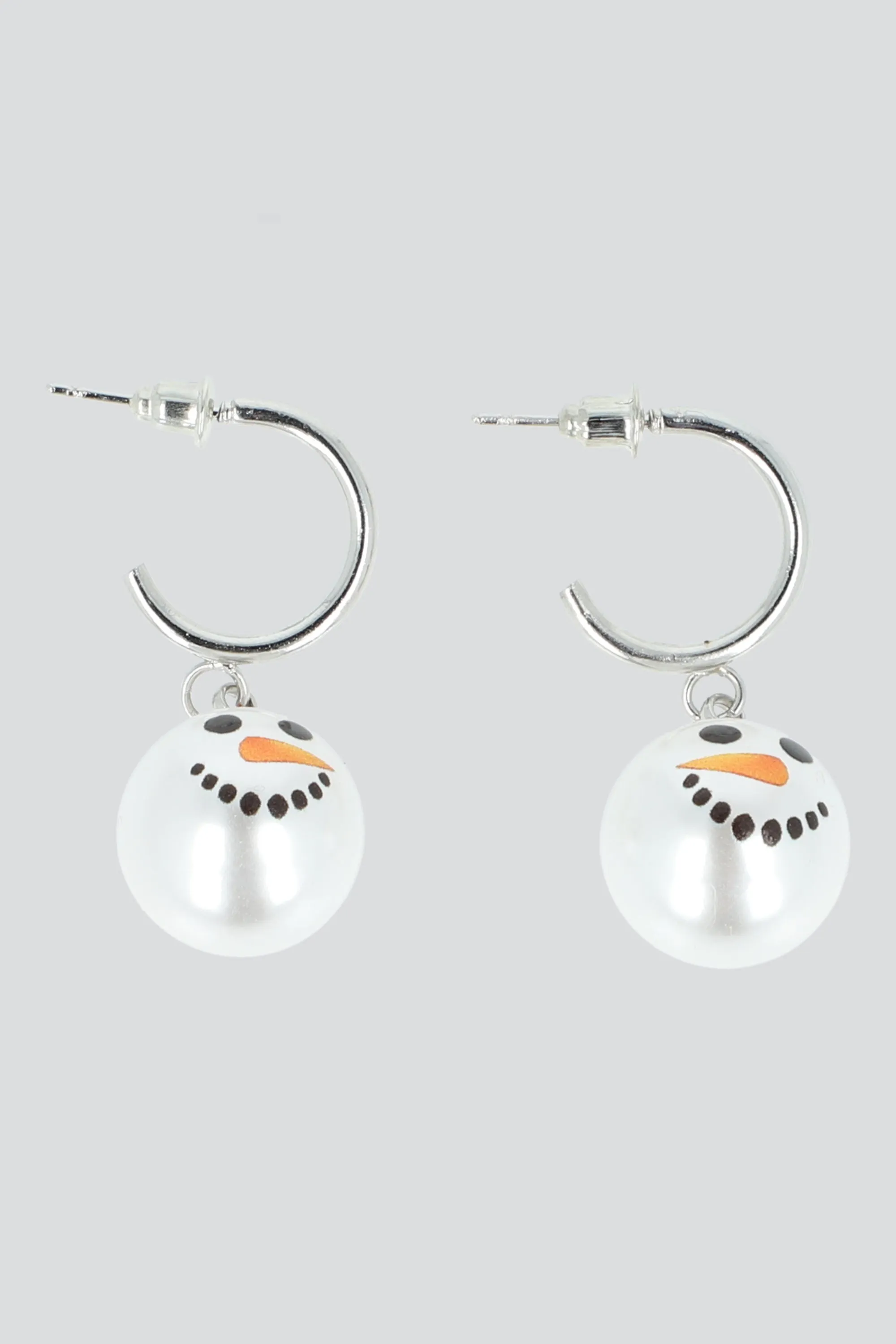 Arracadas muñeco de nieve sold by Shasa
