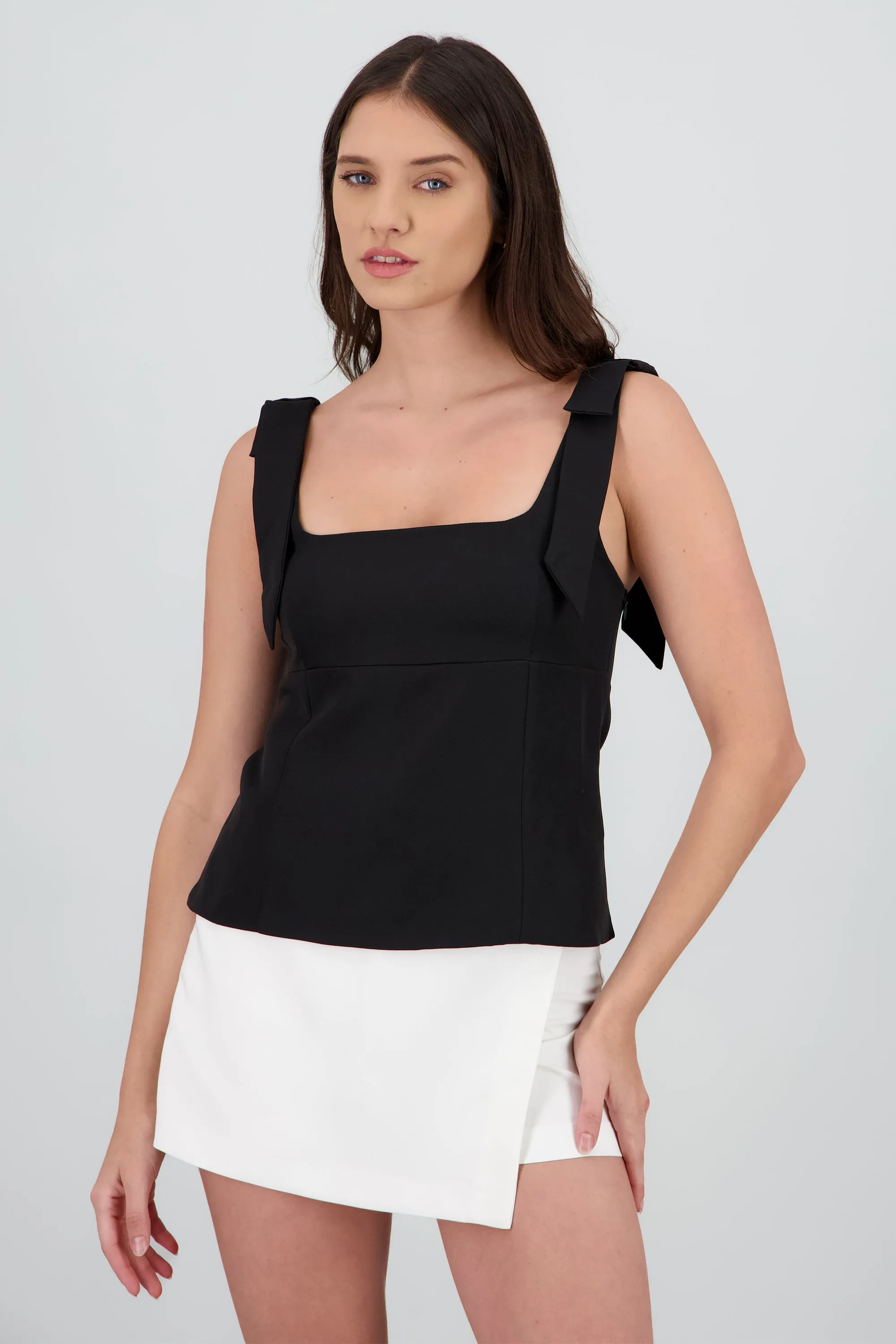 Top tirantes moños sold by Shasa