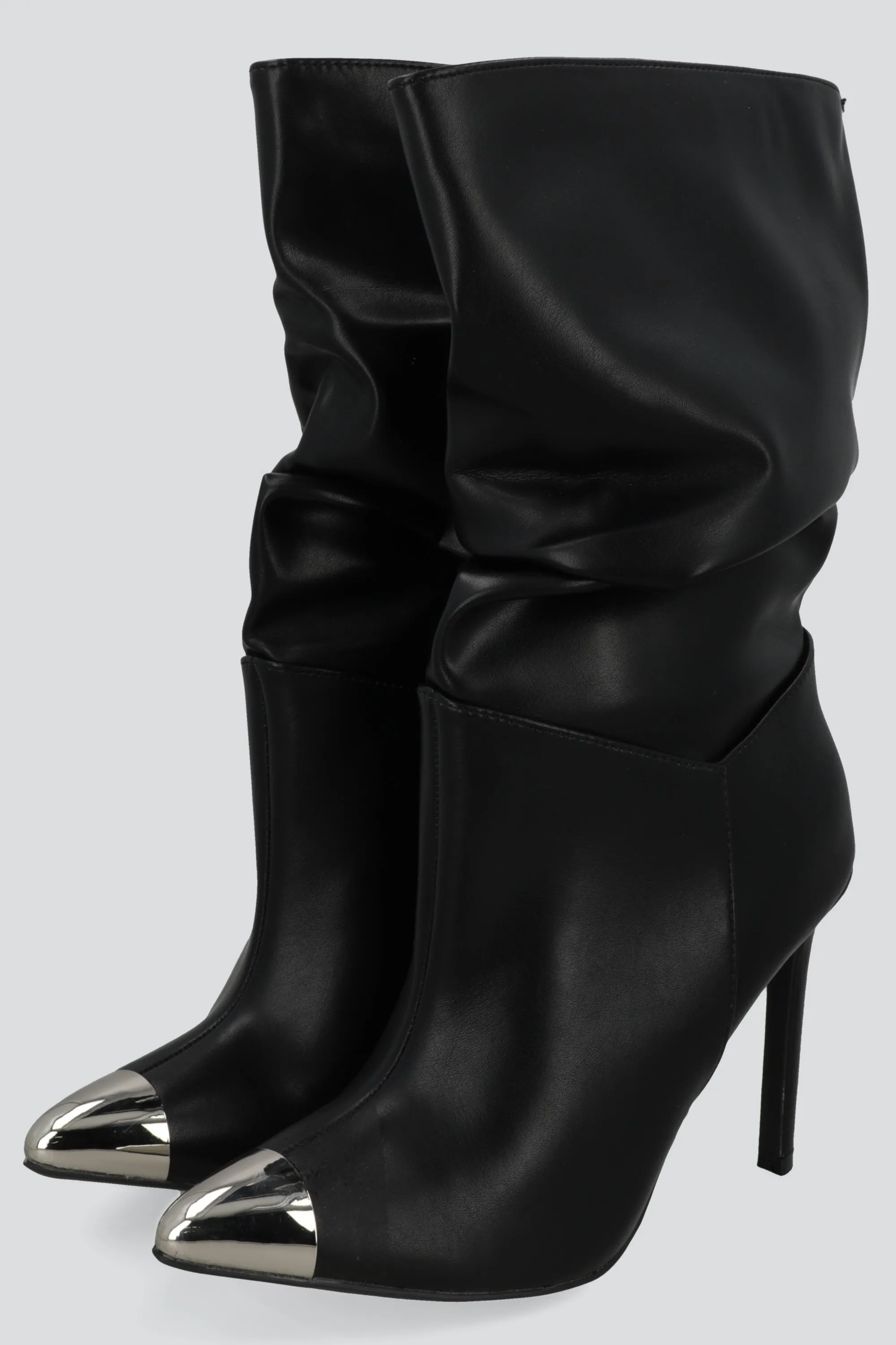 Bota slouchy midi punta metalica sold by Shasa product image thumbnail 2