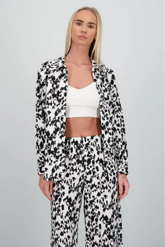 Camisa oversized estampado manchas sold by Shasa