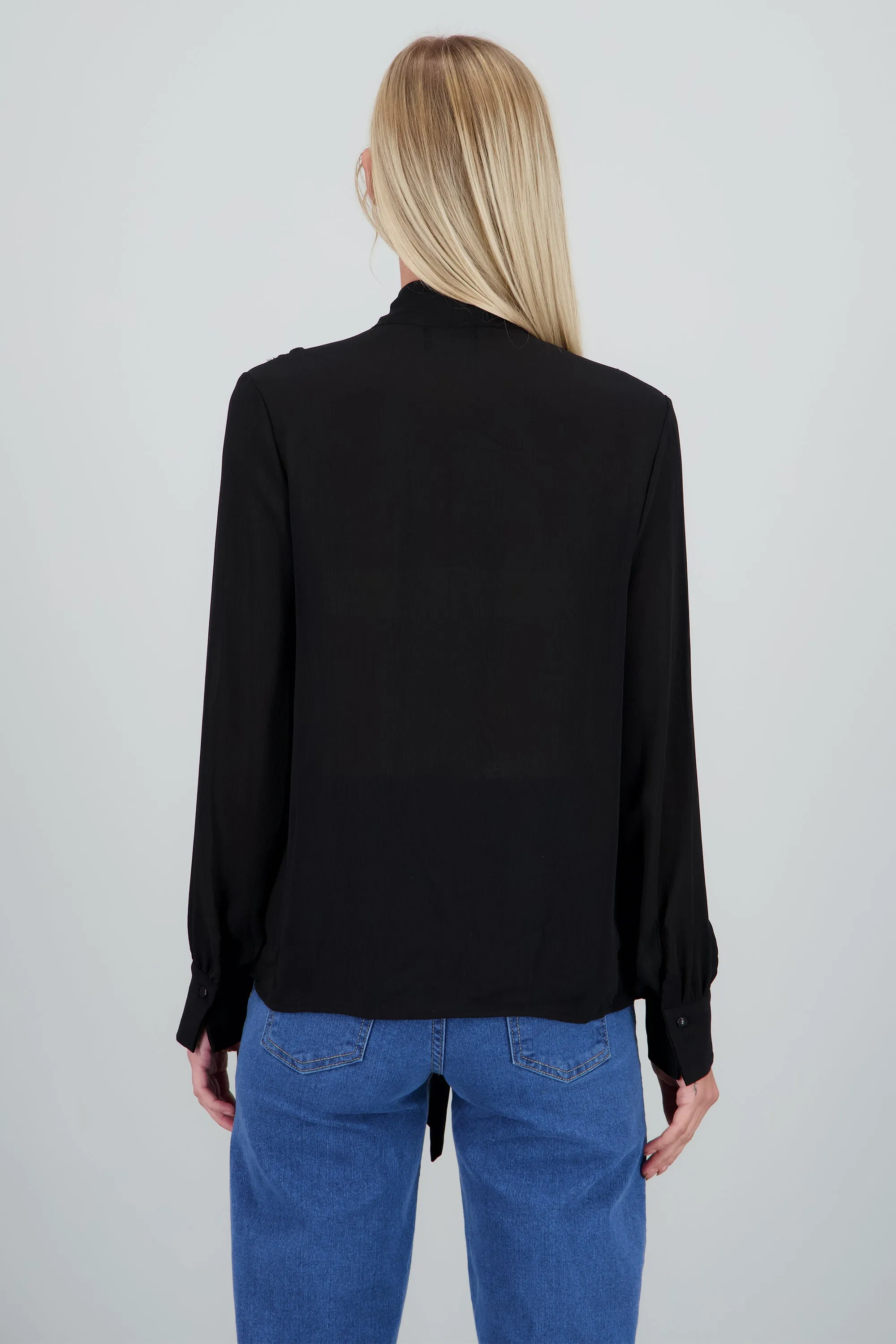 Blusa fluida detalle cuello sold by Shasa product image thumbnail 4