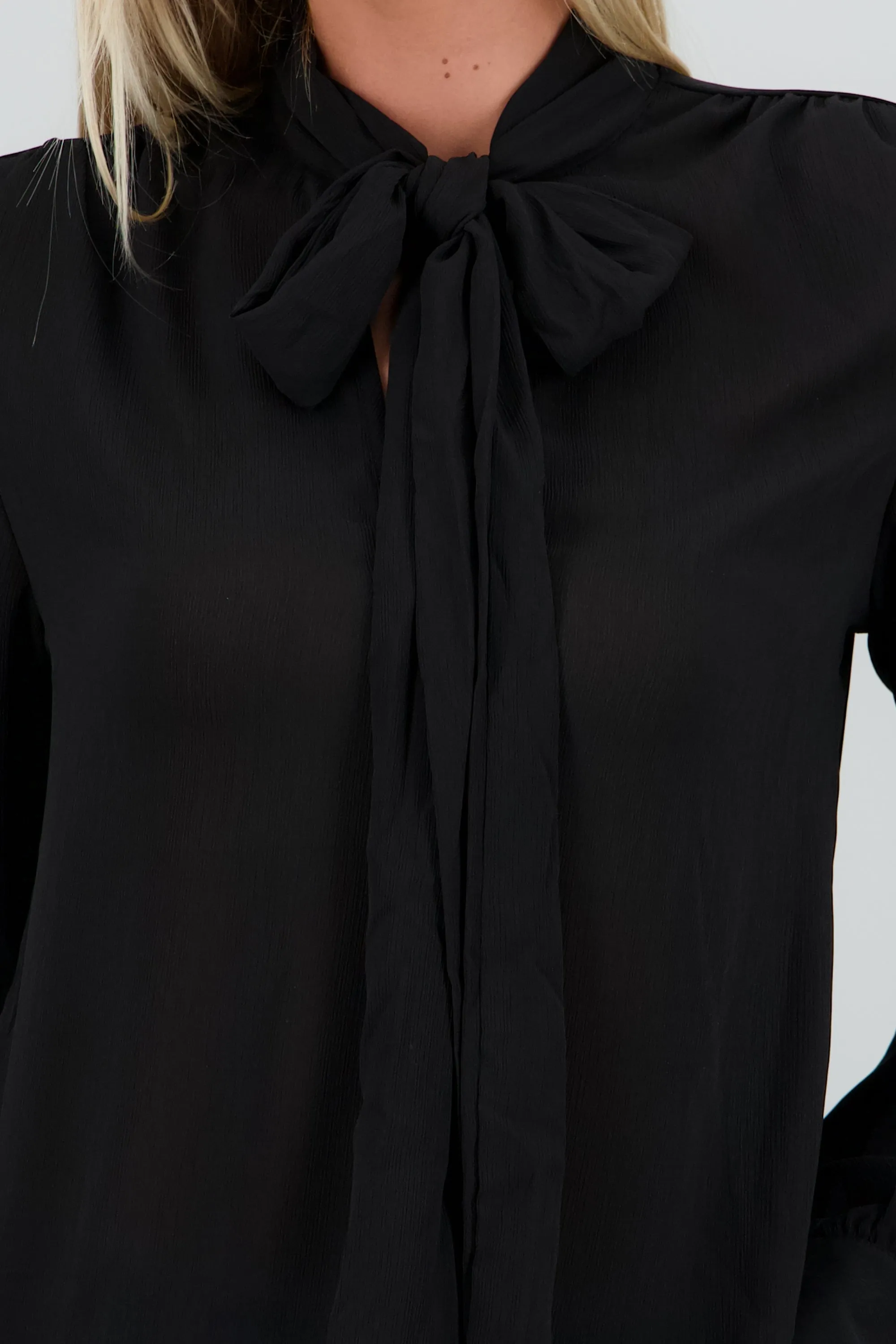 Blusa fluida detalle cuello sold by Shasa product image thumbnail 5