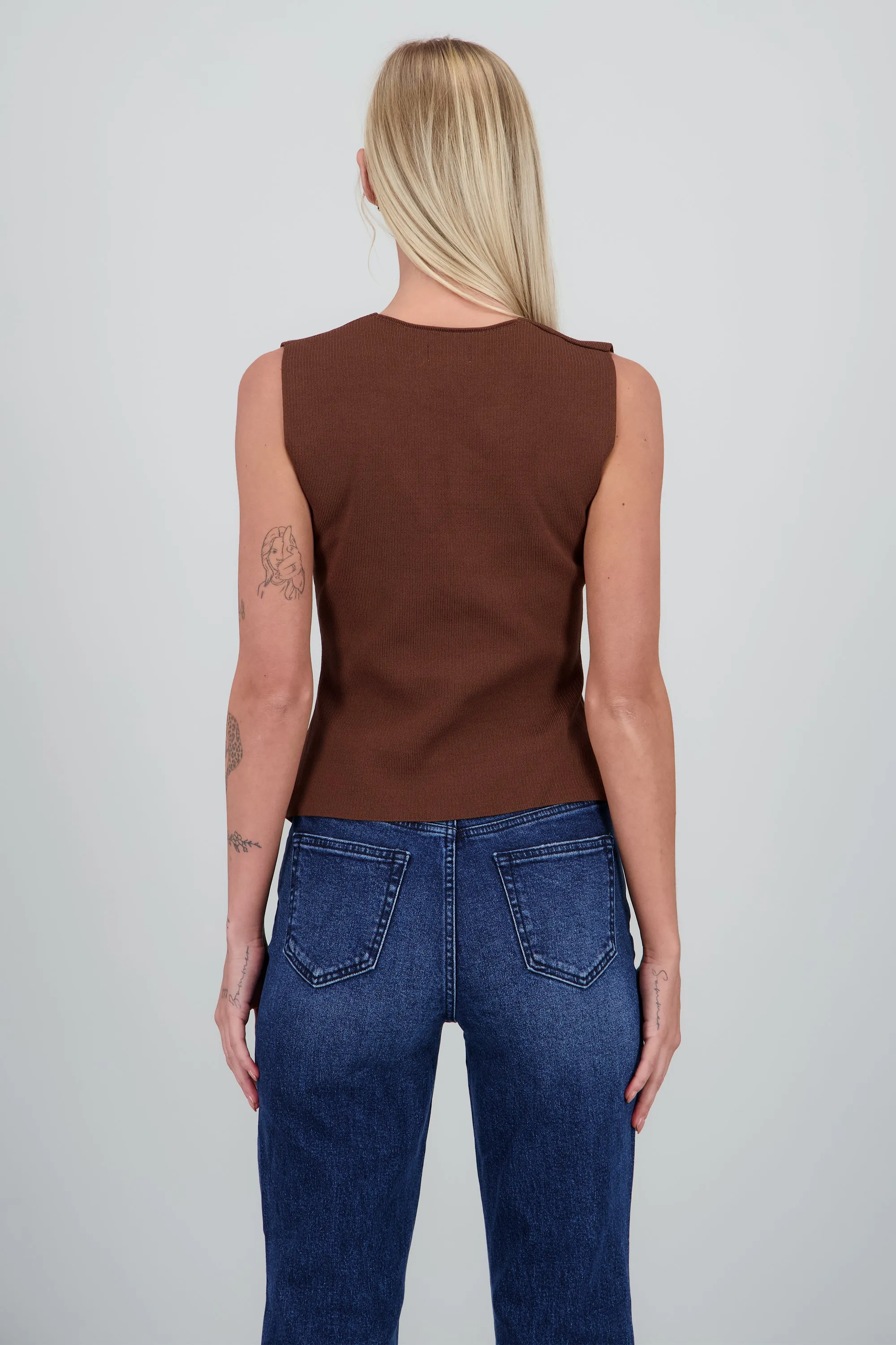 Top tipo chaleco tejido detalle botones sold by Shasa product image thumbnail 4