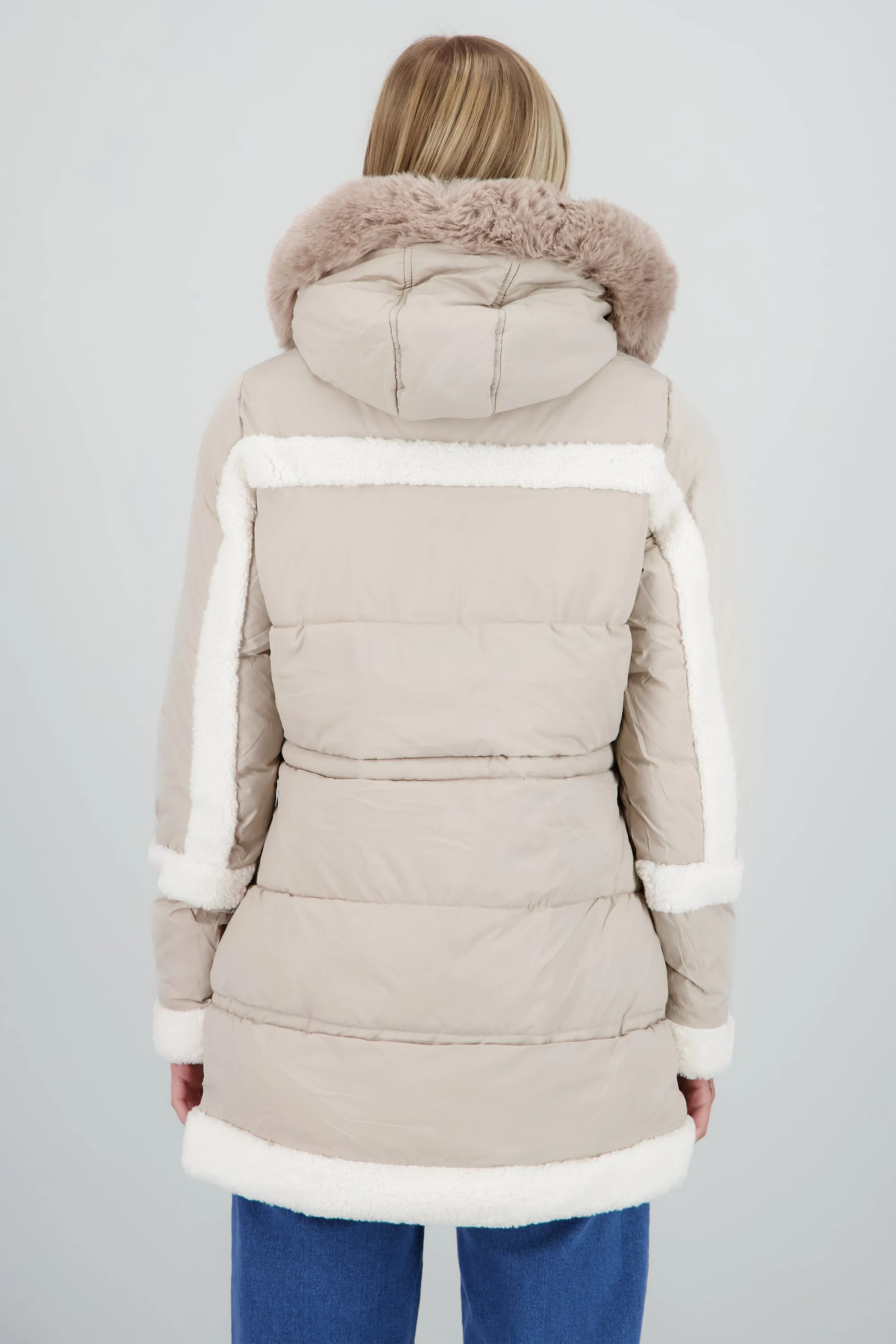 Puffer detalle peluche sold by Shasa product image thumbnail 4