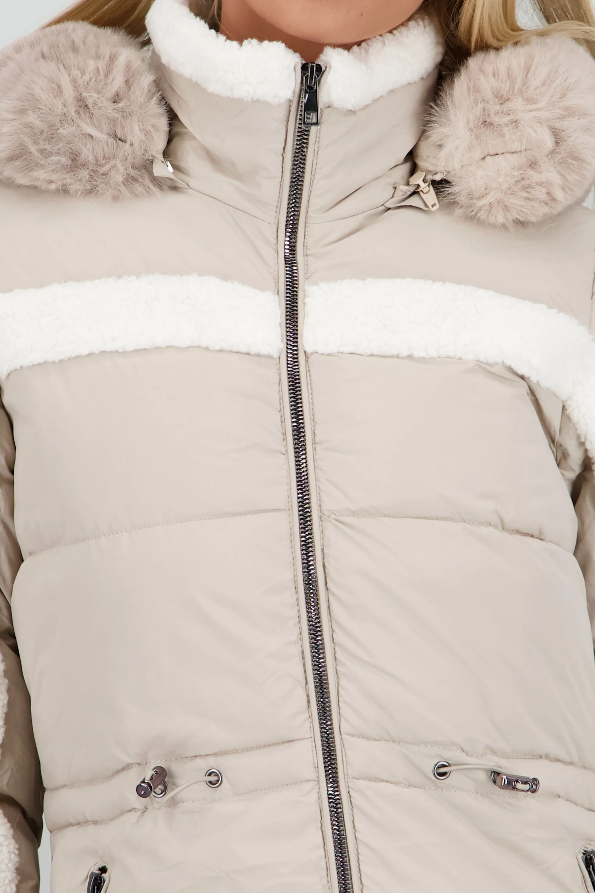 Puffer detalle peluche sold by Shasa product image thumbnail 5