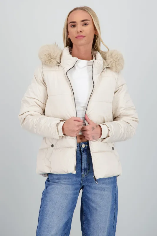 Chamarra puffer det peluche sold by Shasa