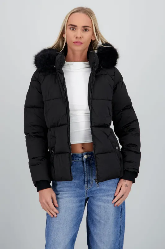 Chamarra puffer det peluche sold by Shasa