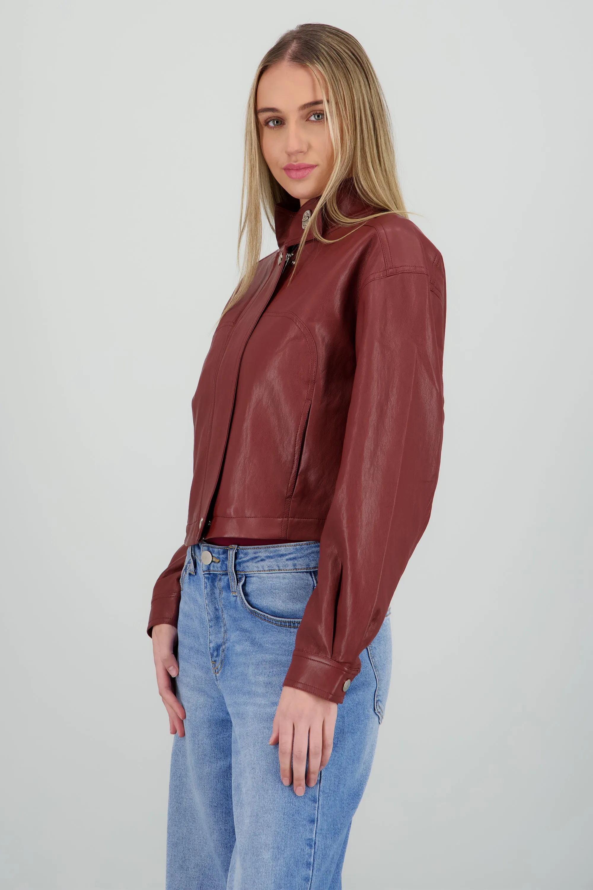 Chamarra cuello alto pu sold by Shasa product image thumbnail 3