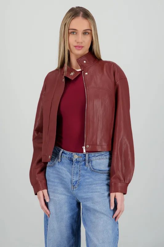 Chamarra cuello alto pu sold by Shasa