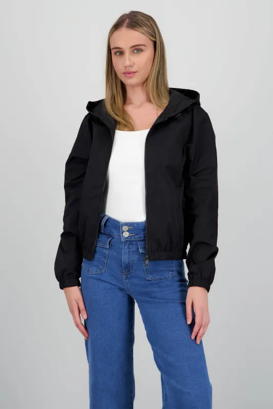 Chamarra ligera con gorro sold by Shasa