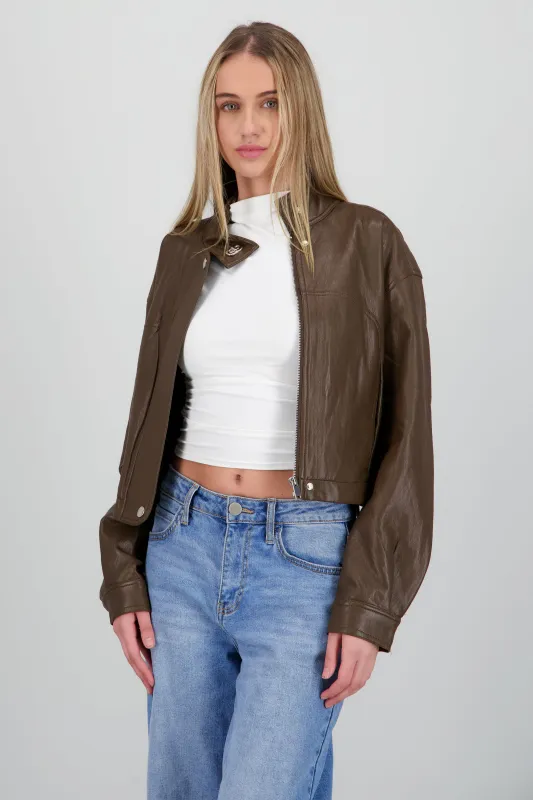 Chamarra cuello alto pu sold by Shasa