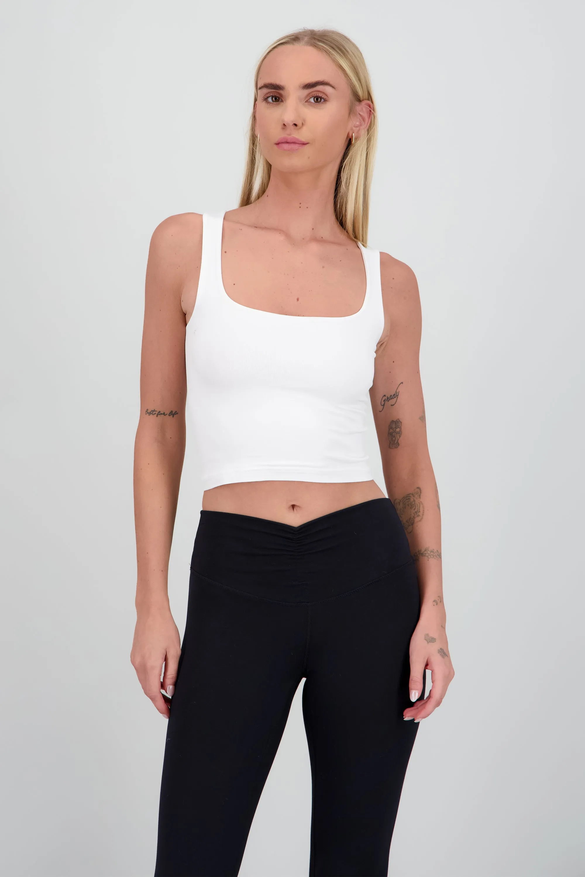 Top sin manga escote cuadrado sold by Shasa product image thumbnail 2