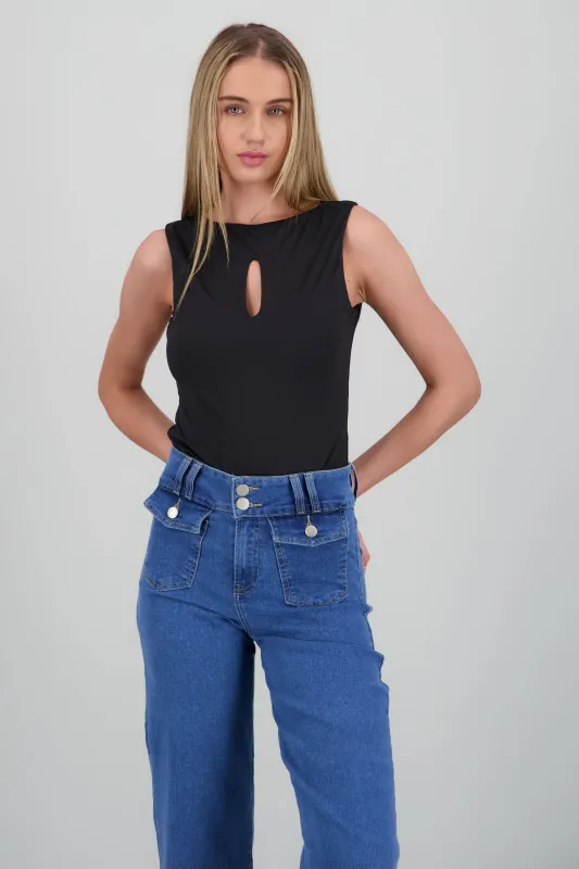 Bodysuit corte al frente sold by Shasa