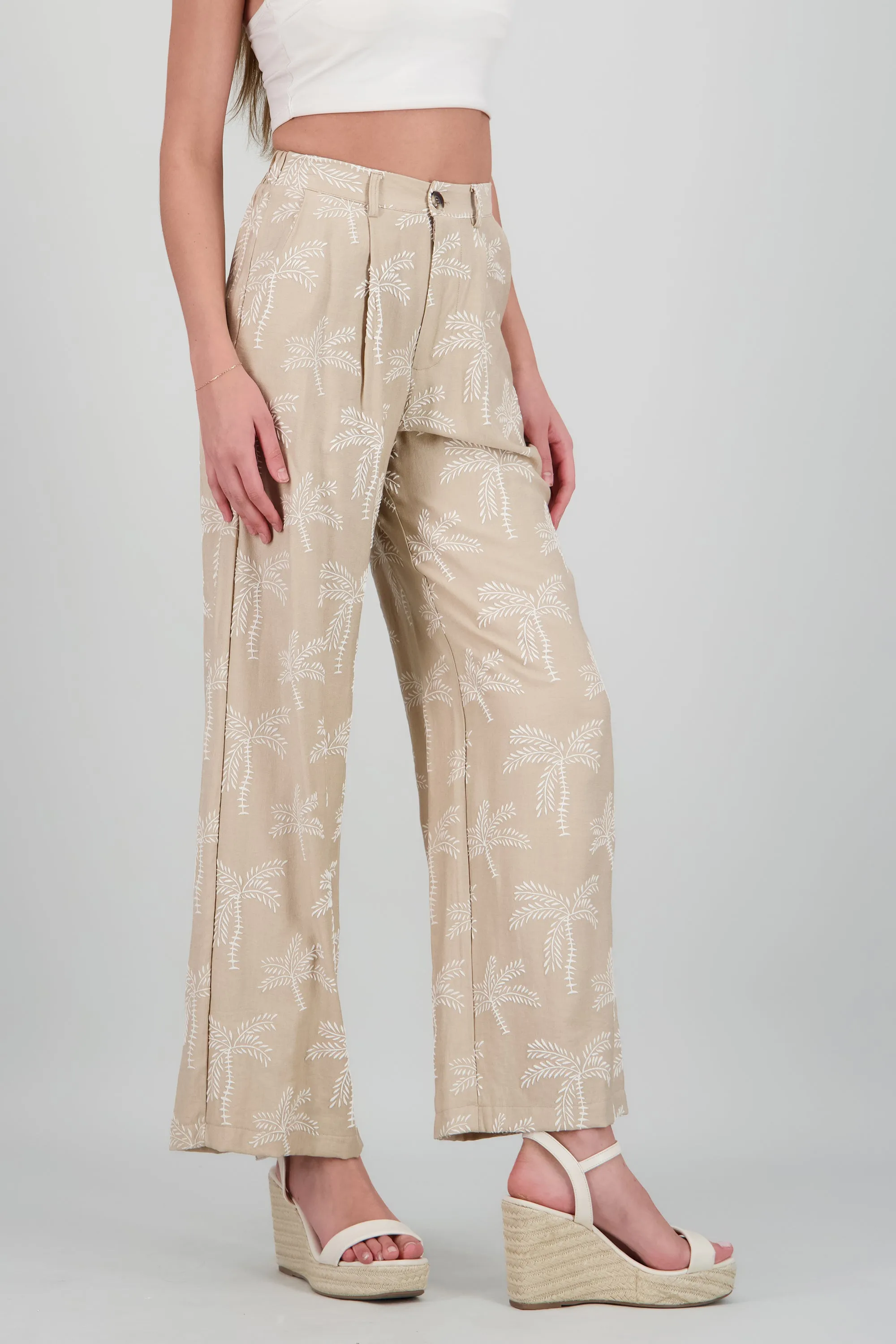 Pantalon recto estampado de palmeras sold by Shasa product image thumbnail 3