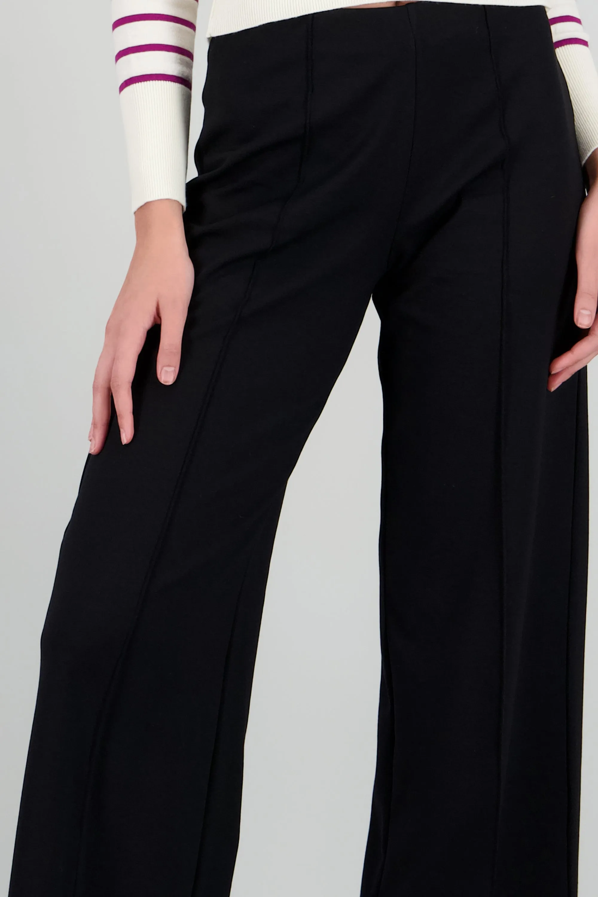 Pantalon amplio costuras sold by Shasa product image thumbnail 5