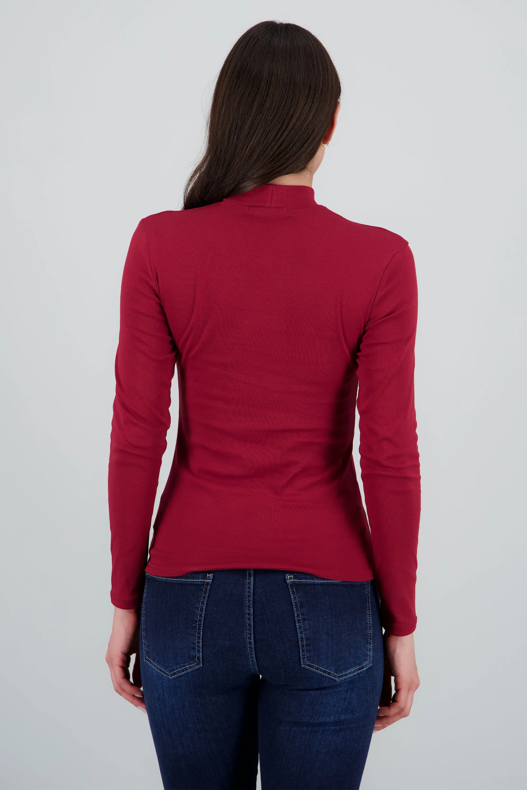 Top liso manga larga cuello alto sold by Shasa product image thumbnail 4