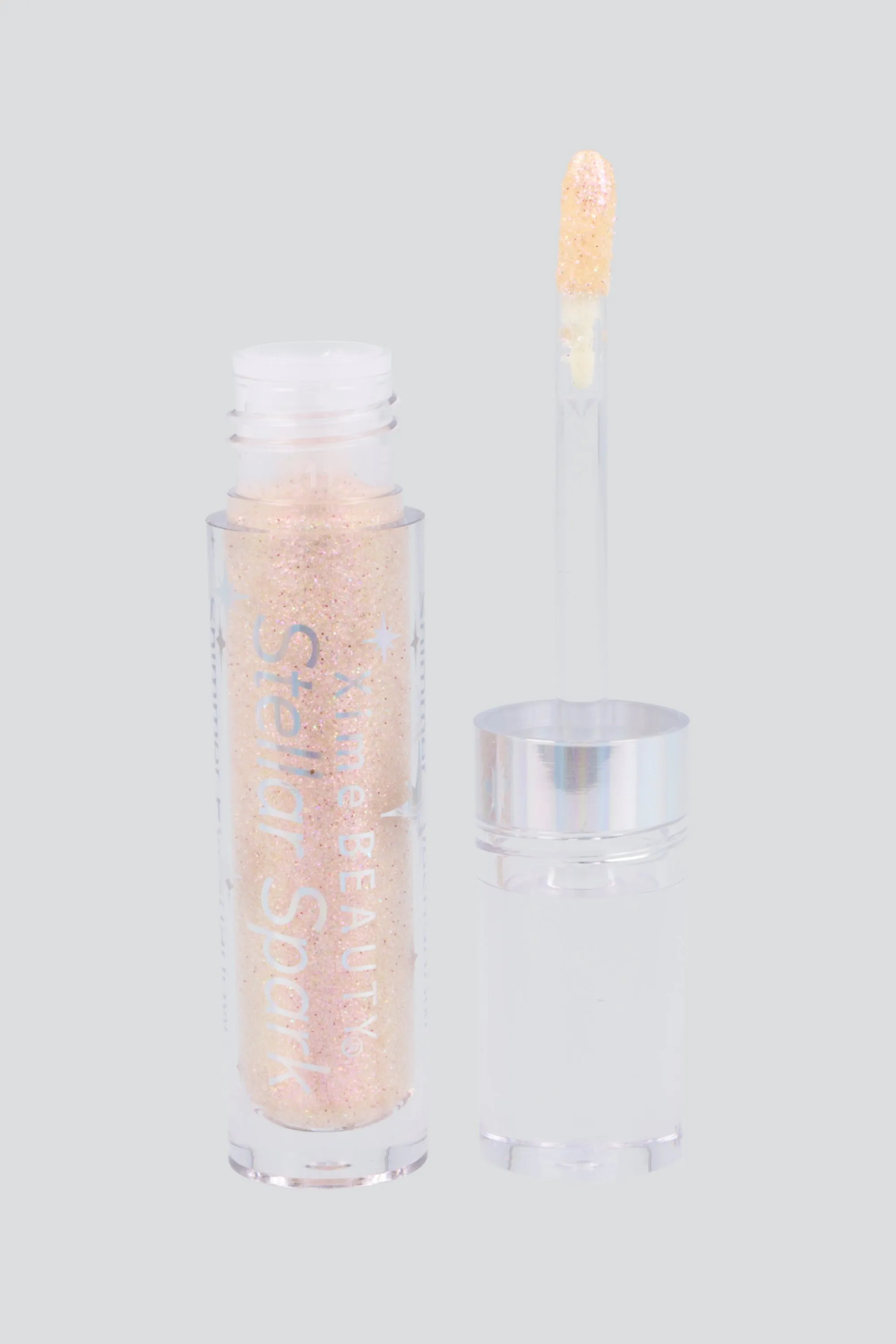 Sombra e iluminador glitter sold by Shasa