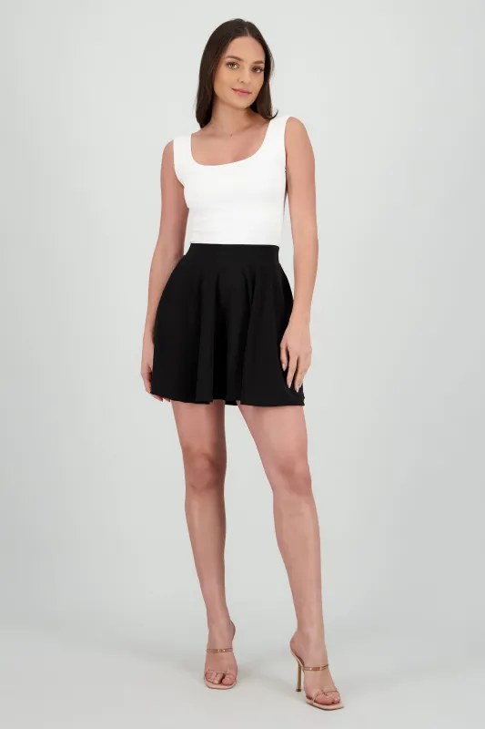 Falda skater sold by Shasa