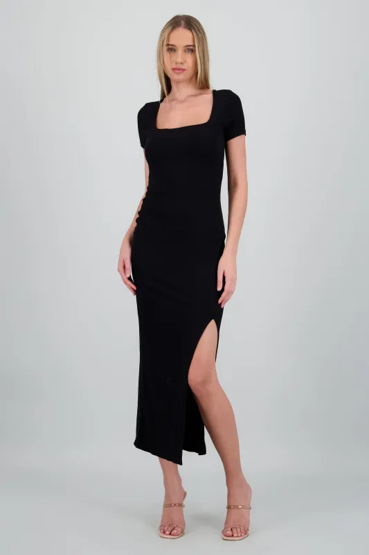 Vestido maxi escote cuadrado sold by Shasa