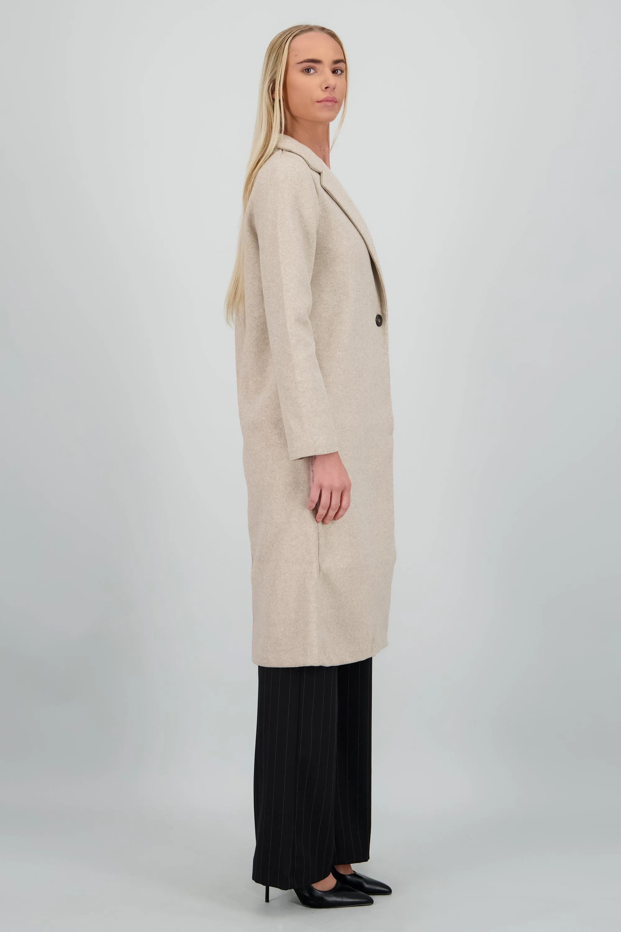 Abrigo largo boton sold by Shasa product image thumbnail 3