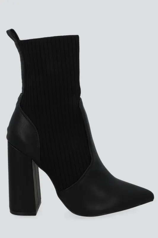 Botin puntal contraste tejido rayas sold by Shasa