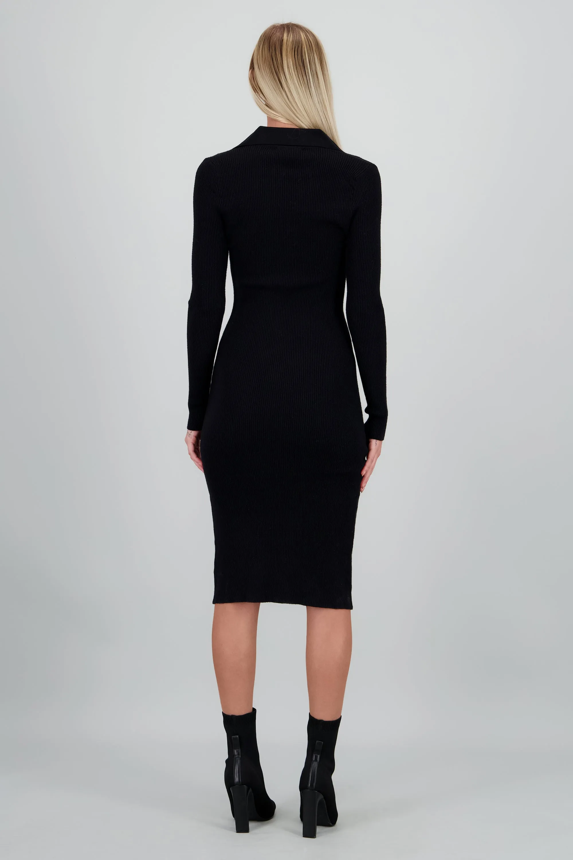 Vestido maxi tejido cuello polo sold by Shasa product image thumbnail 4