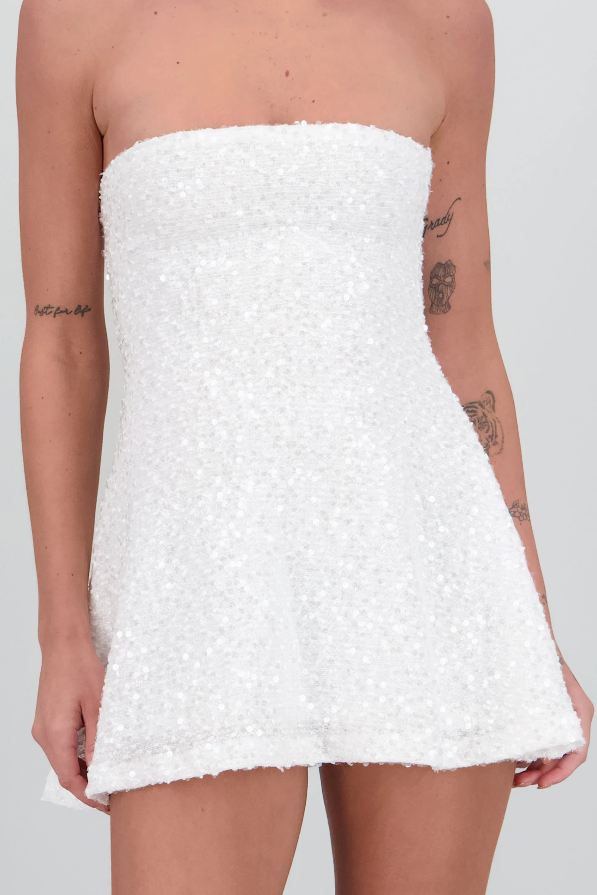 Vestido lentejuelas corte A sold by Shasa product image thumbnail 5