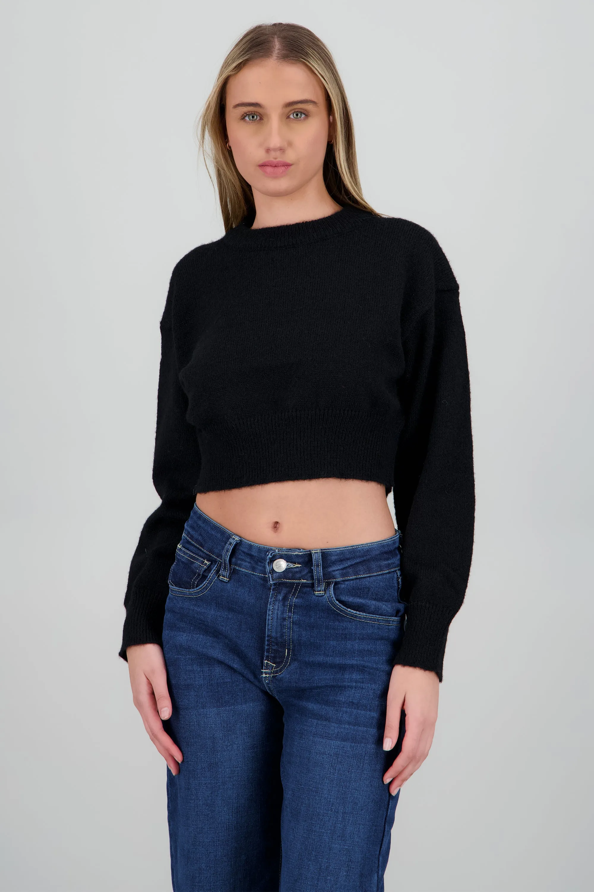 Sueter crop liso resorte sold by Shasa