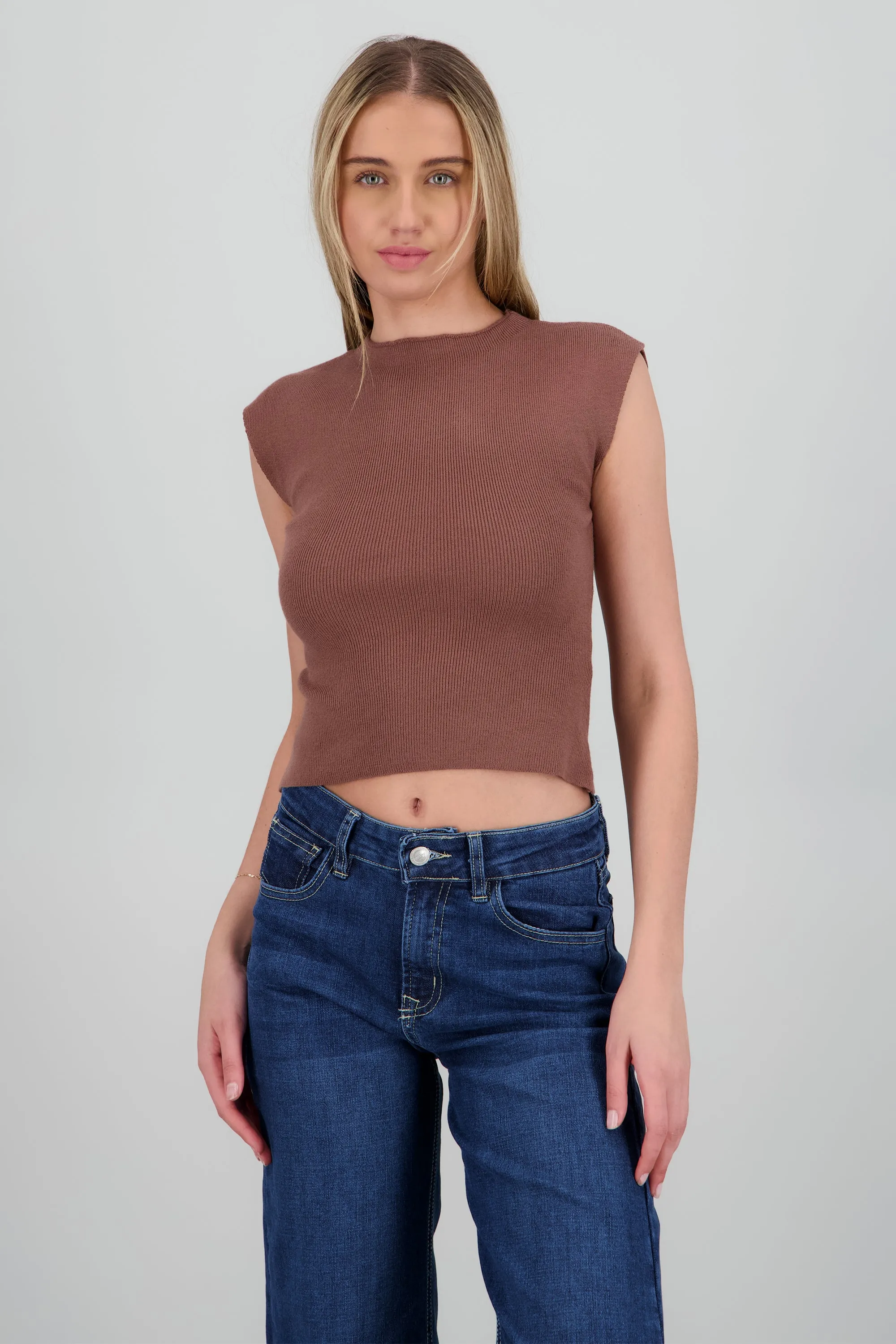 Top tejido liso manga corta sold by Shasa product image thumbnail 2