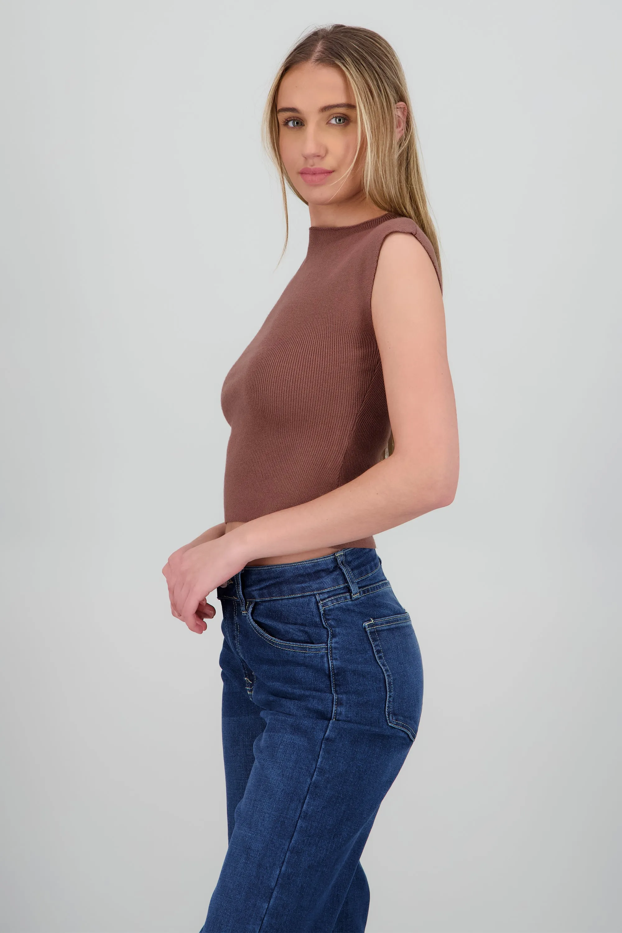 Top tejido liso manga corta sold by Shasa product image thumbnail 3