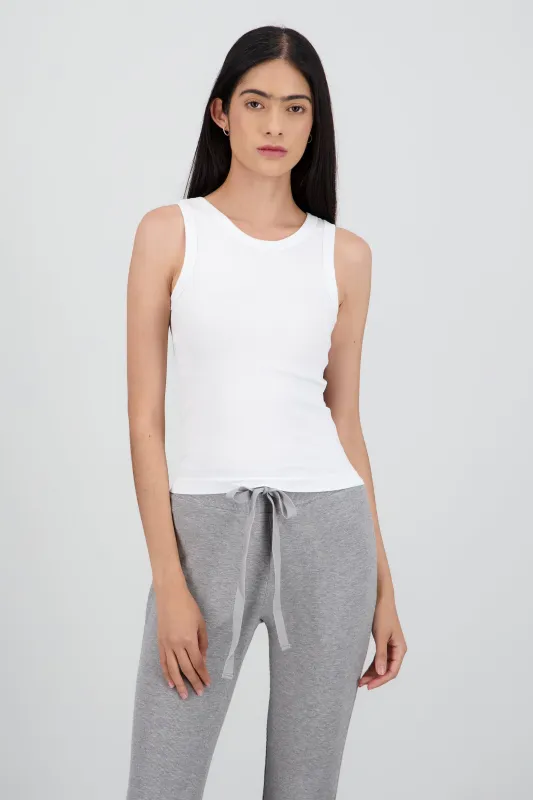 Top sin mangas basica sold by Shasa