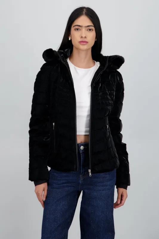 Chamarra capitonada det peluche con cierre sold by Shasa