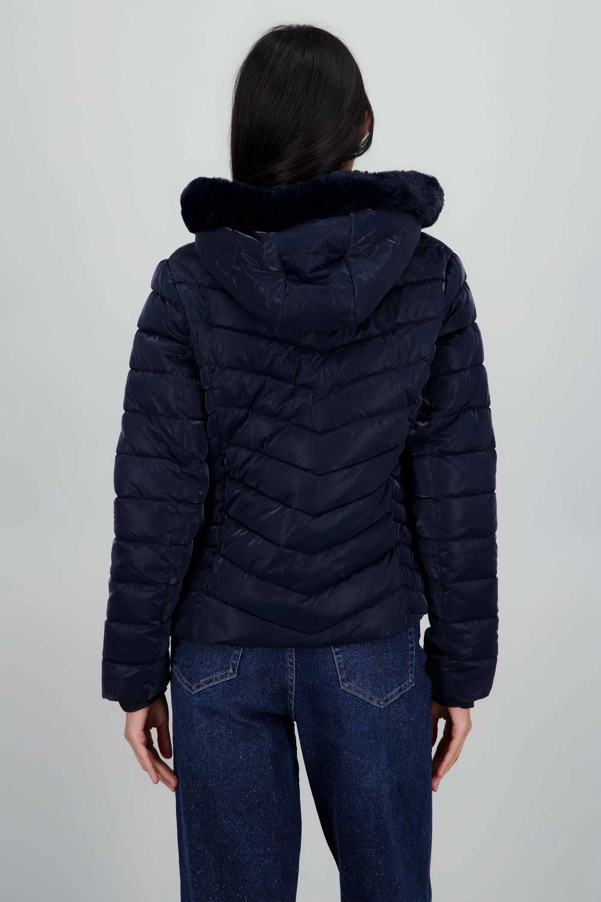 Chamarra capitonada det peluche con cierre sold by Shasa product image thumbnail 4