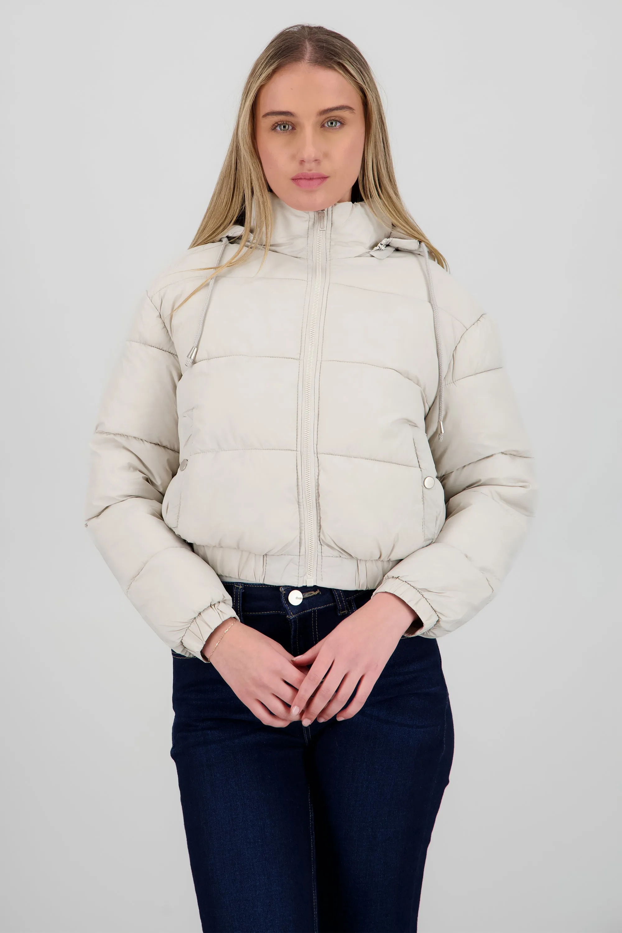 Chamarra puffer con gorro y bolsas sold by Shasa product image thumbnail 2