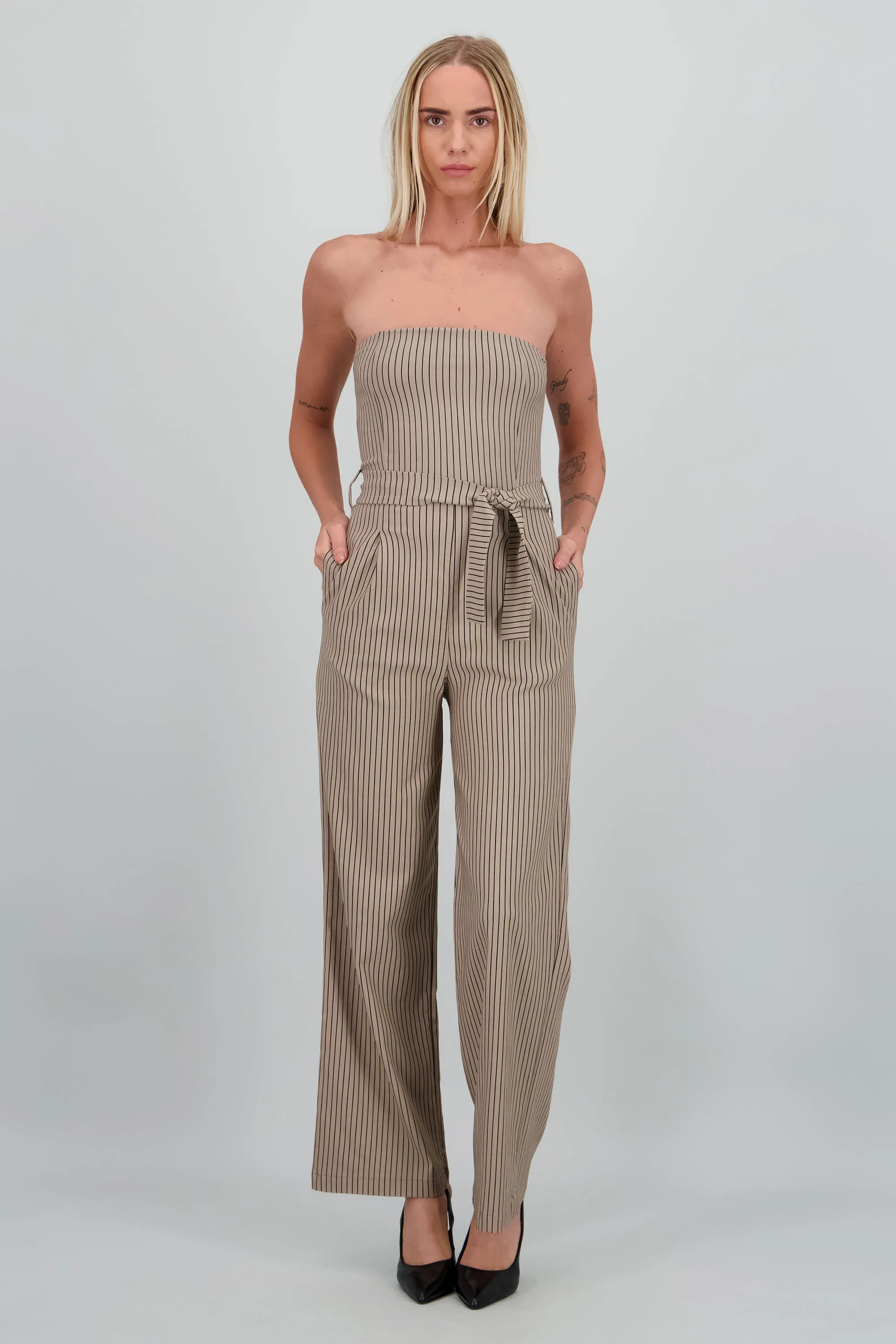 Jumpsuit strapless rayas detalle laso sold by Shasa product image thumbnail 2