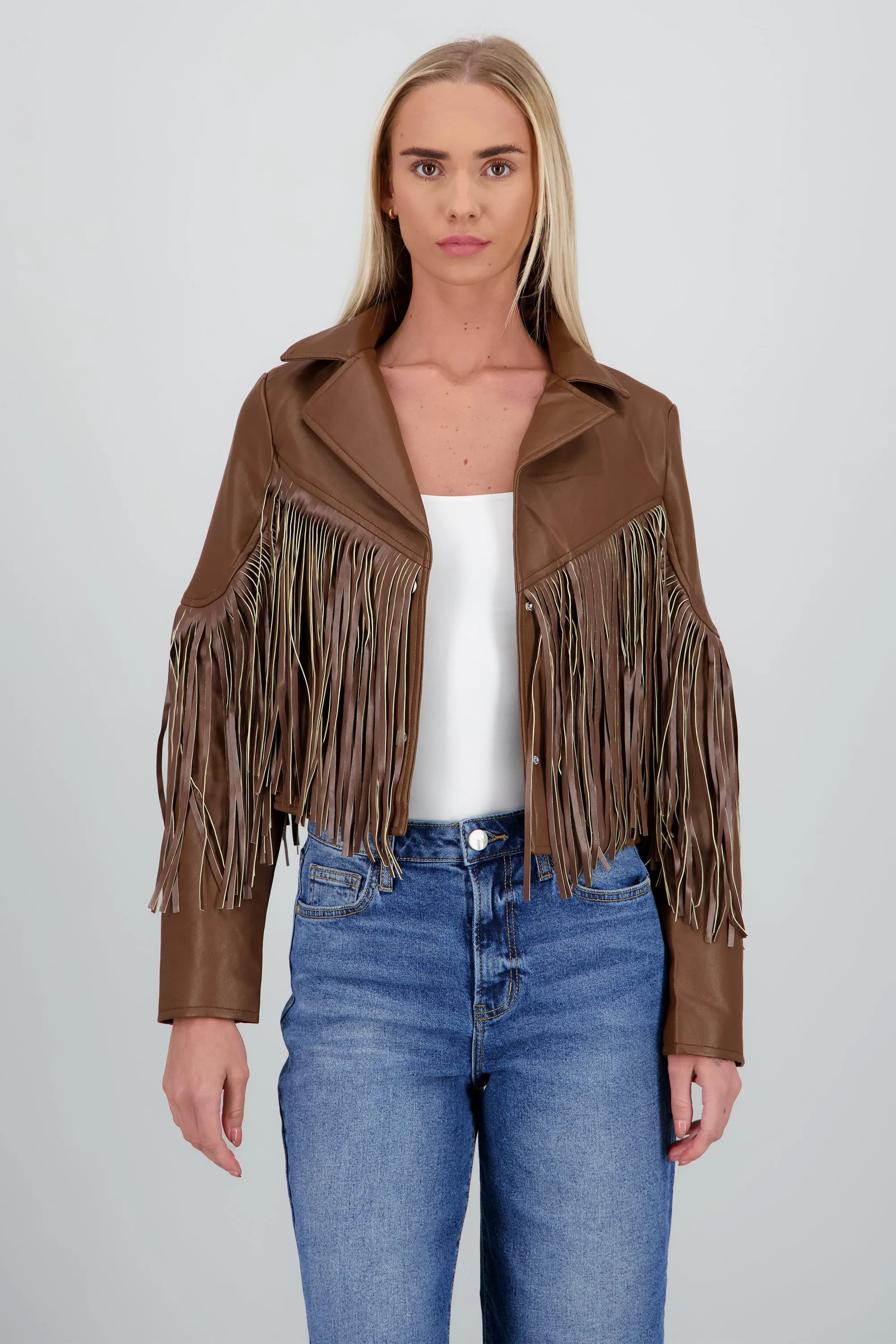 Chamarra fringe PU sold by Shasa