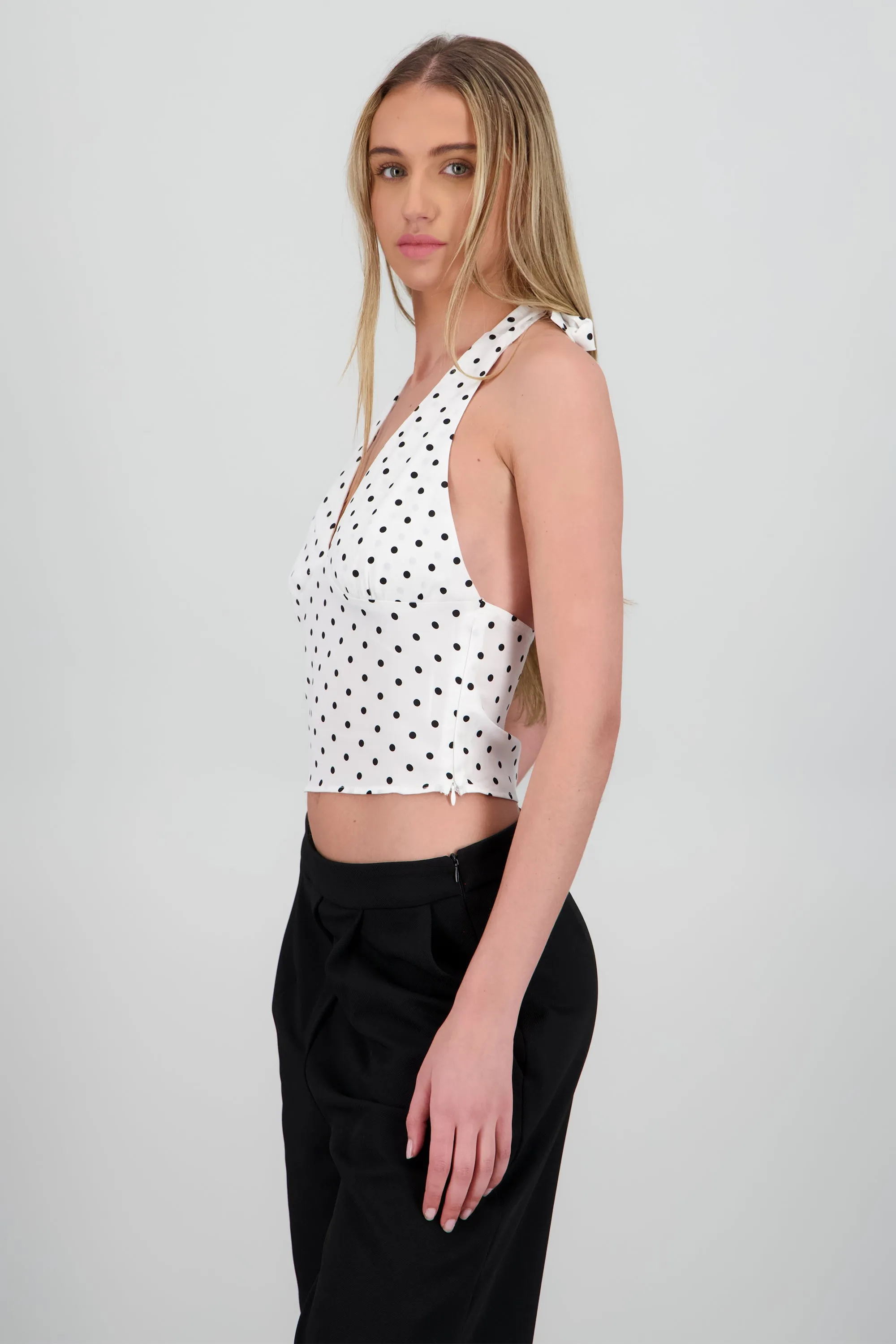 Blusa halter polka dots sold by Shasa product image thumbnail 3