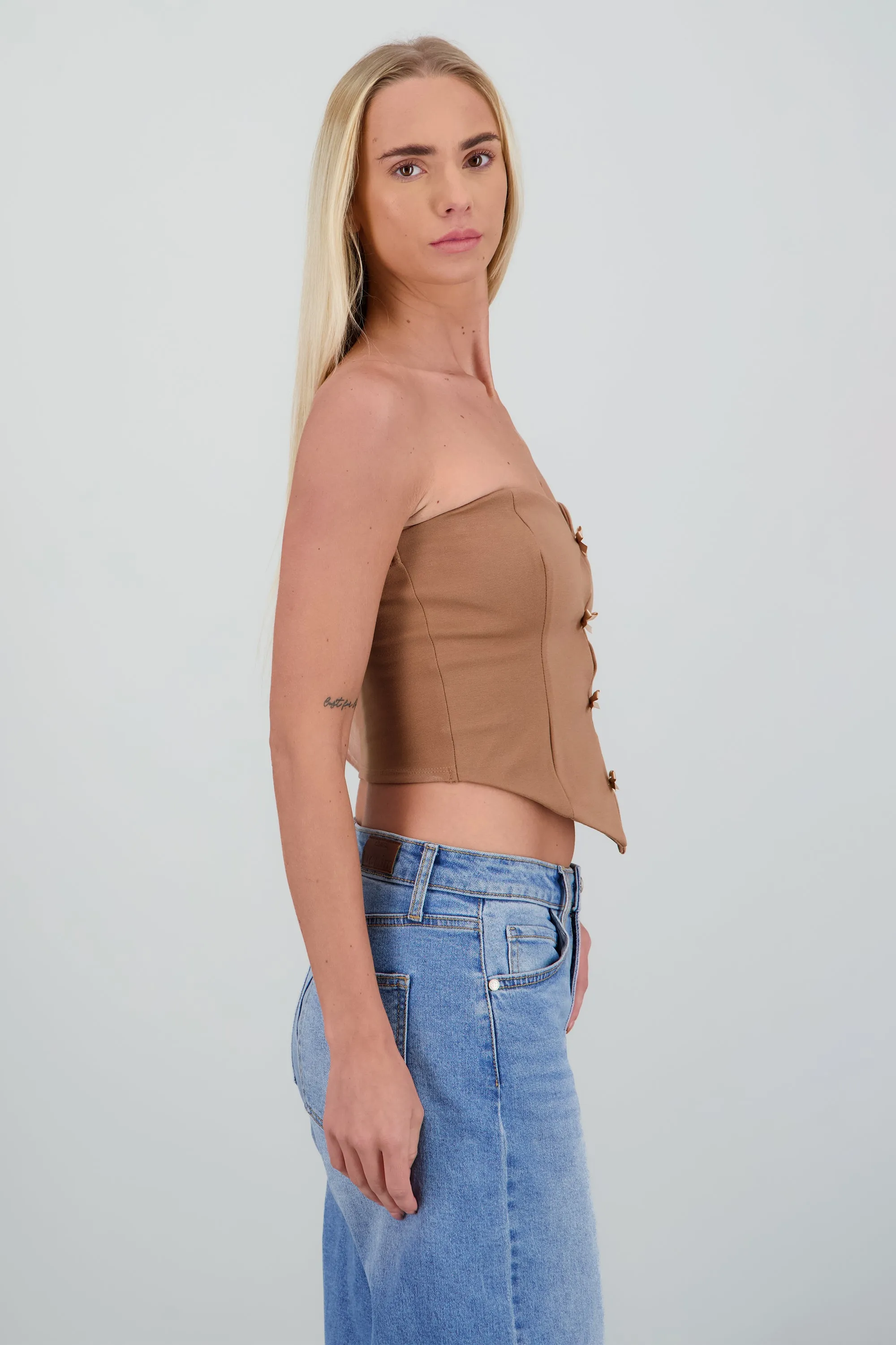 Top strapless detalle moños sold by Shasa product image thumbnail 3