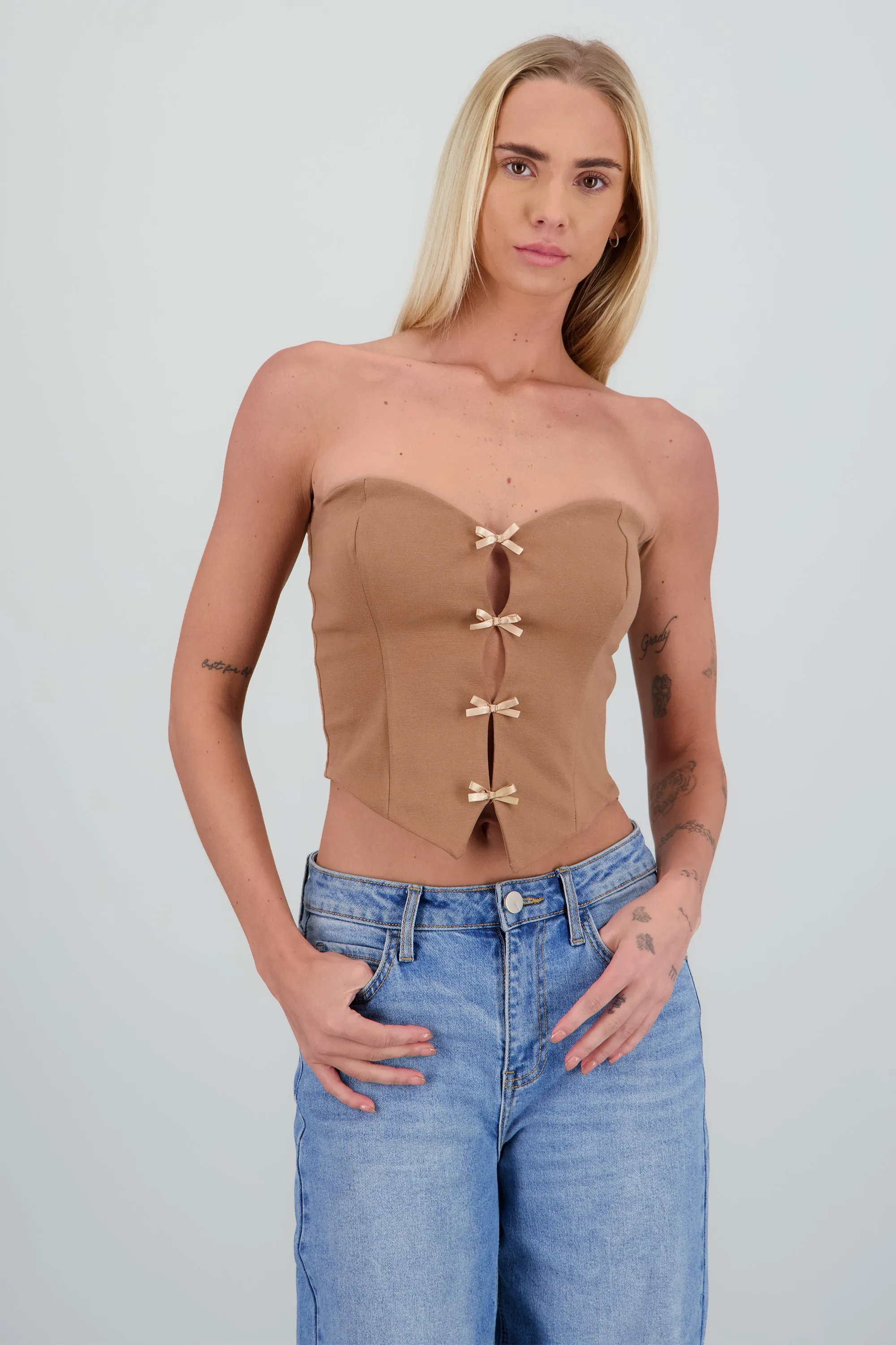 Top strapless detalle moños sold by Shasa product image thumbnail 2