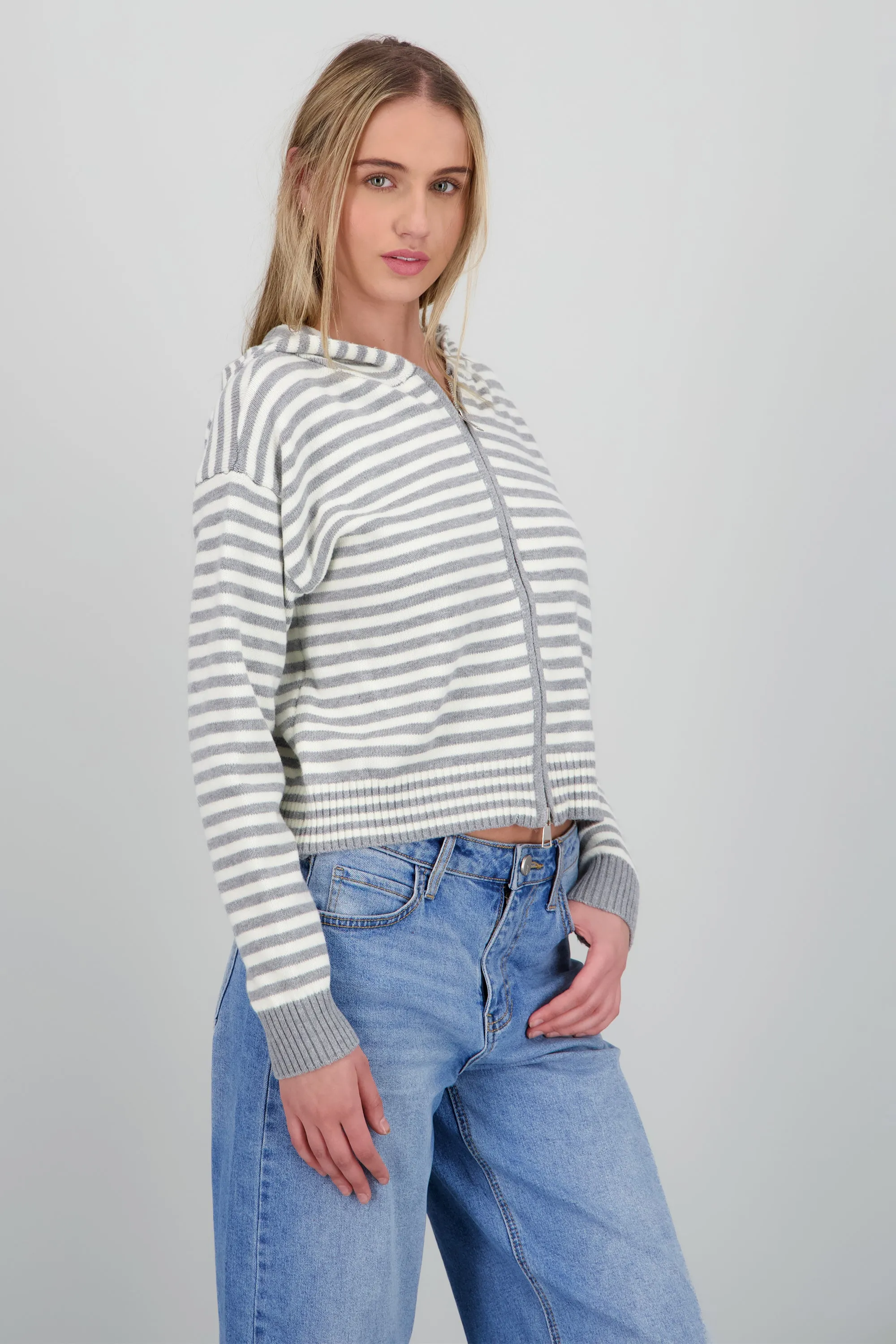 Suedara rayas tejida sold by Shasa product image thumbnail 3