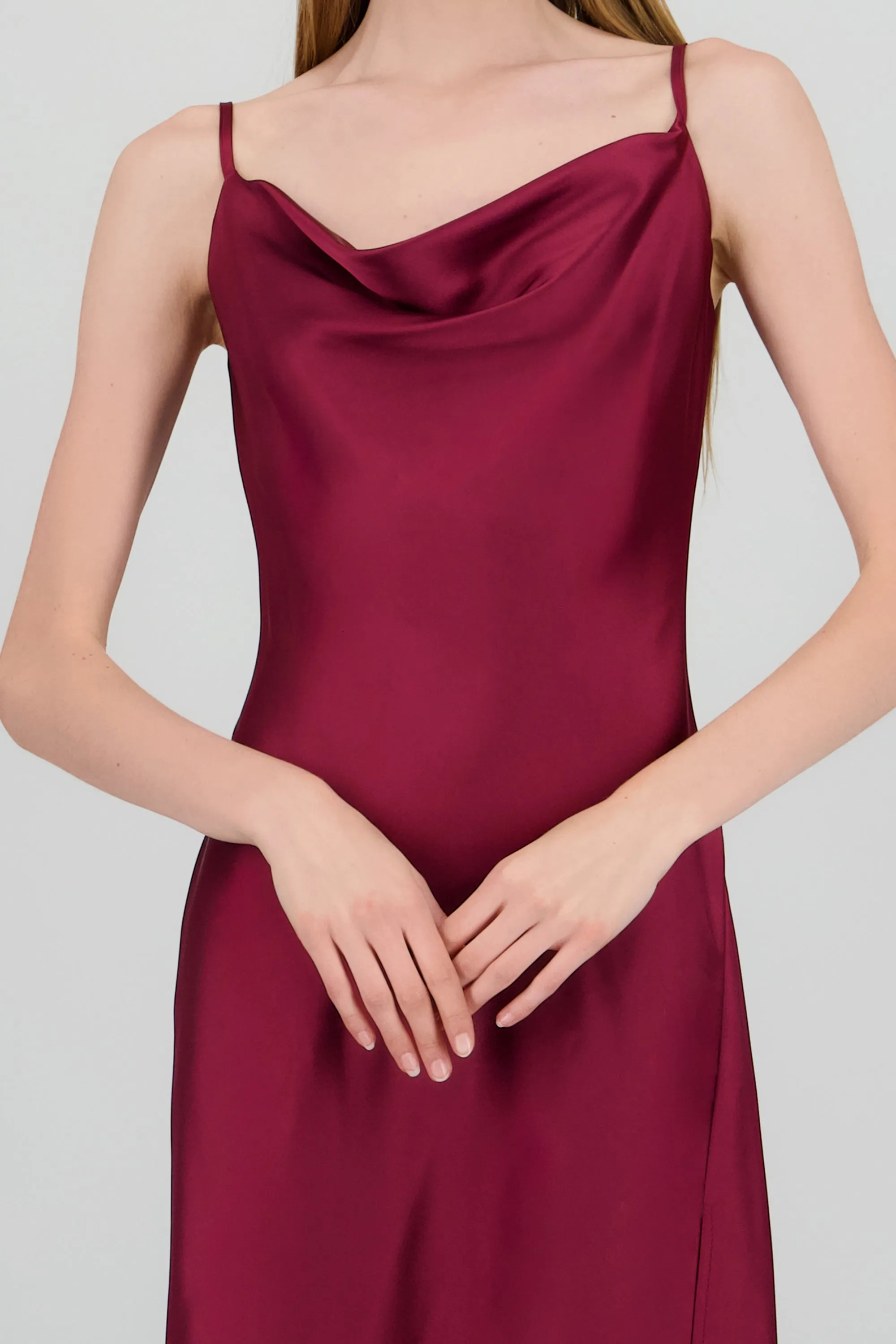 Vestido maxi satin escote columpio sold by Shasa product image thumbnail 5