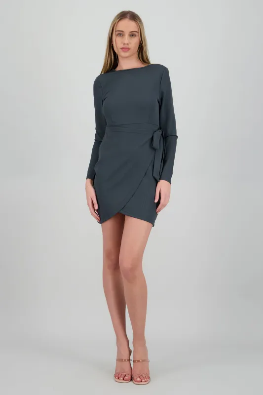 Vestido corto cruzado manga larga sold by Shasa