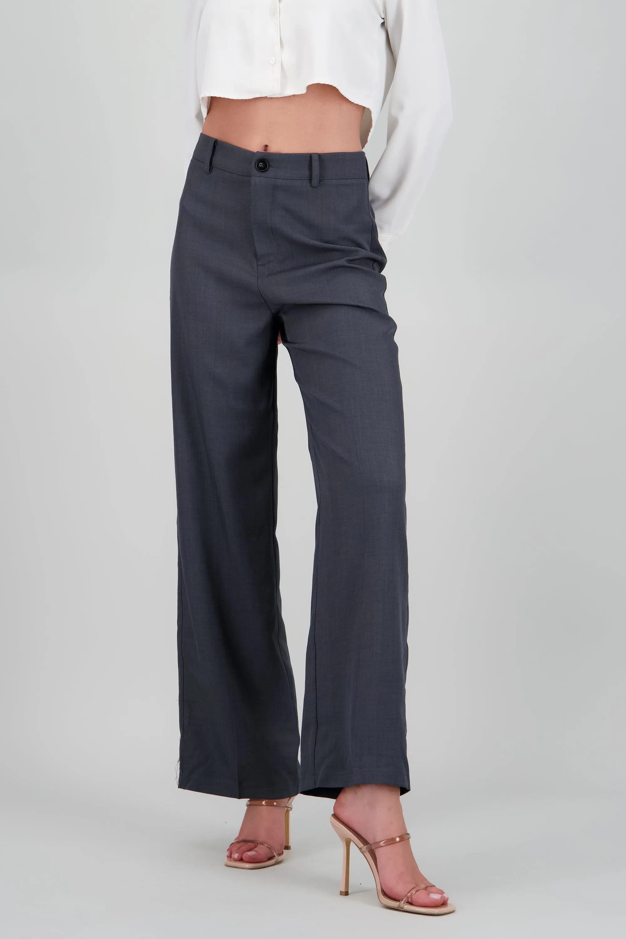 Pantalón recto tiro medio sold by Shasa product image thumbnail 2