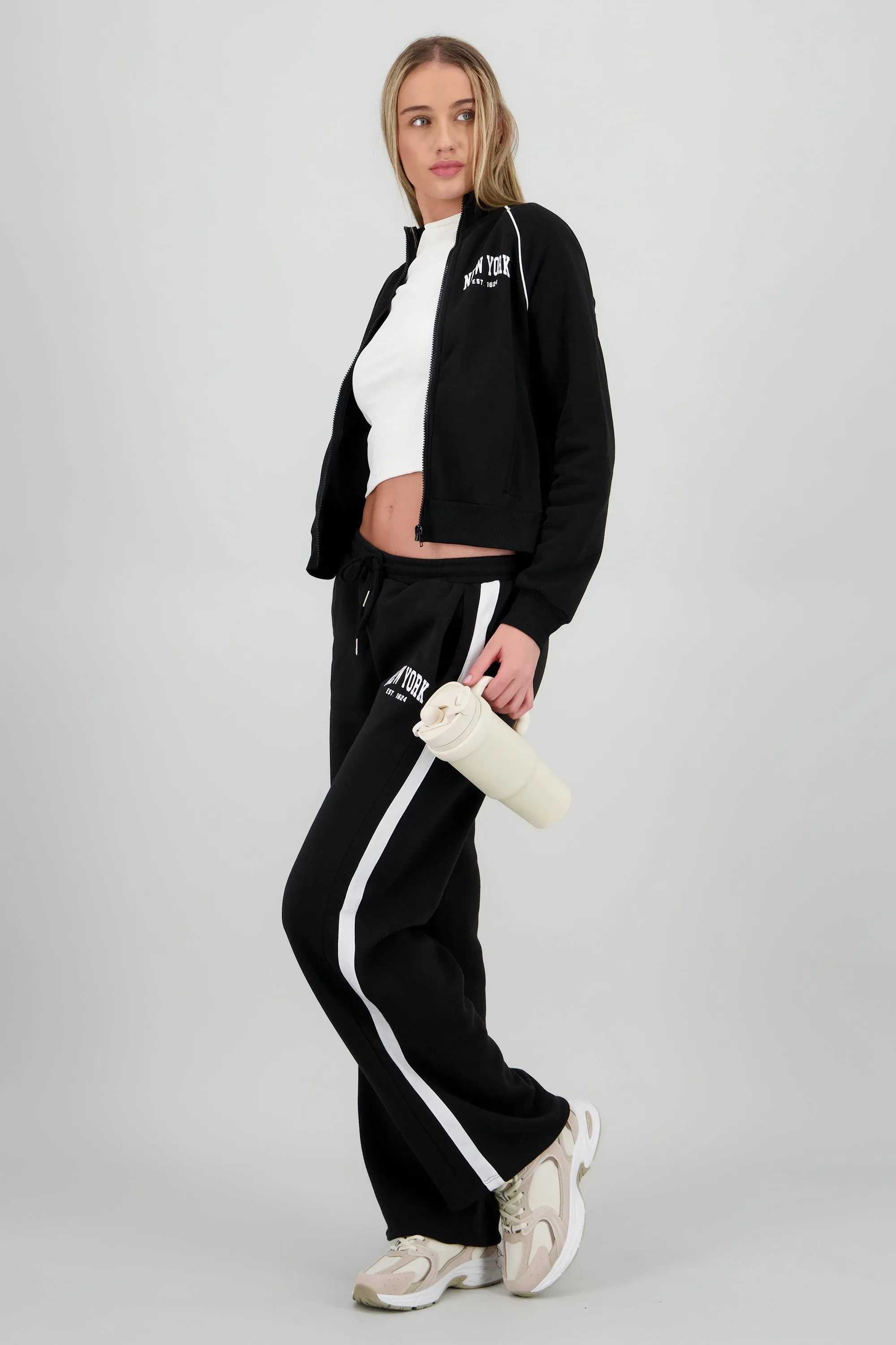 Playera deportiva manga corta lisa sold by Shasa